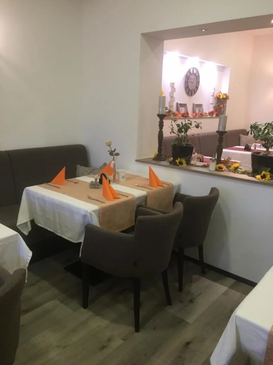 Lobby or reception in Pension & Restaurant La Amalia