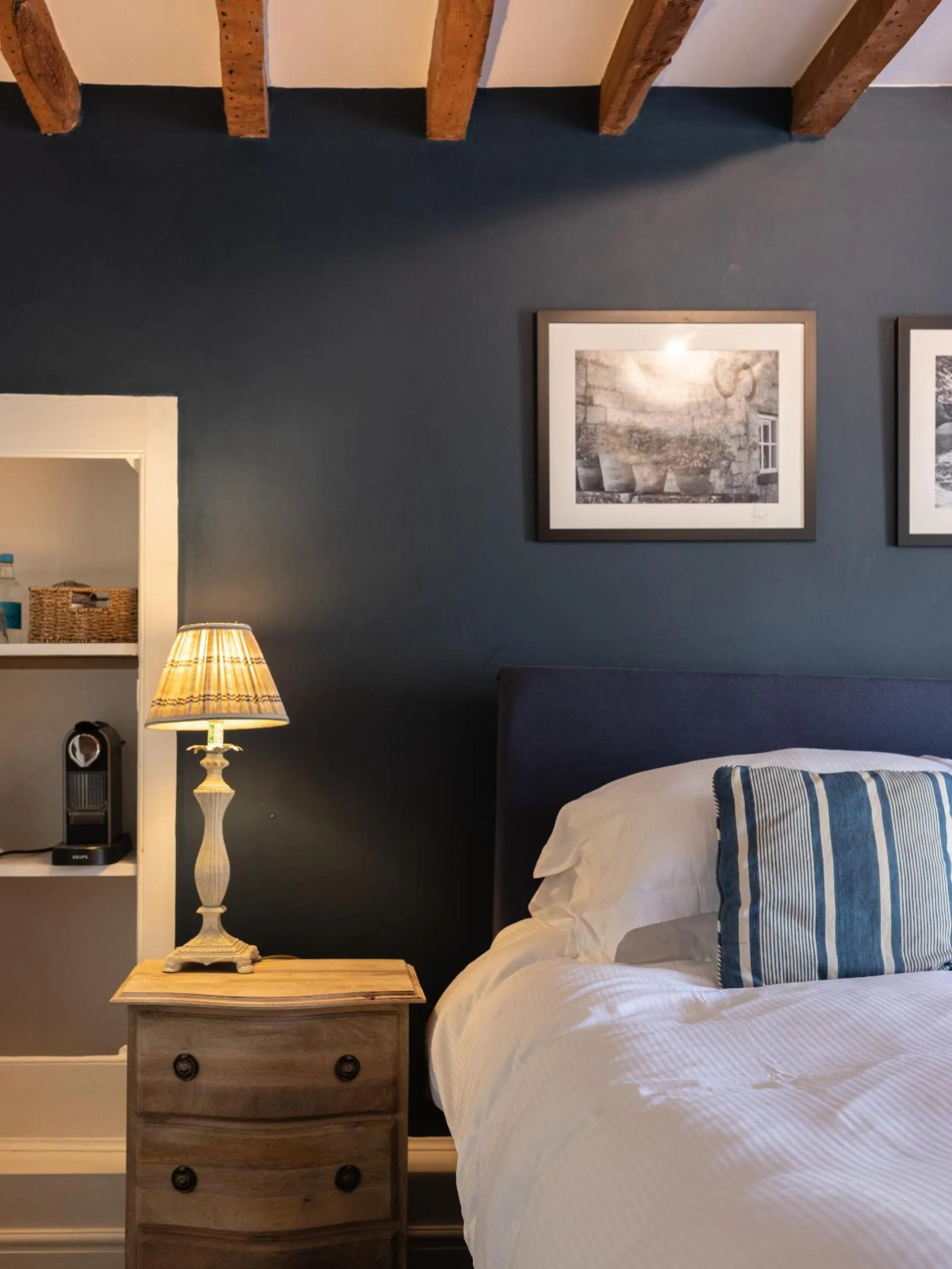 Bedroom, Bed in New Inn at Coln