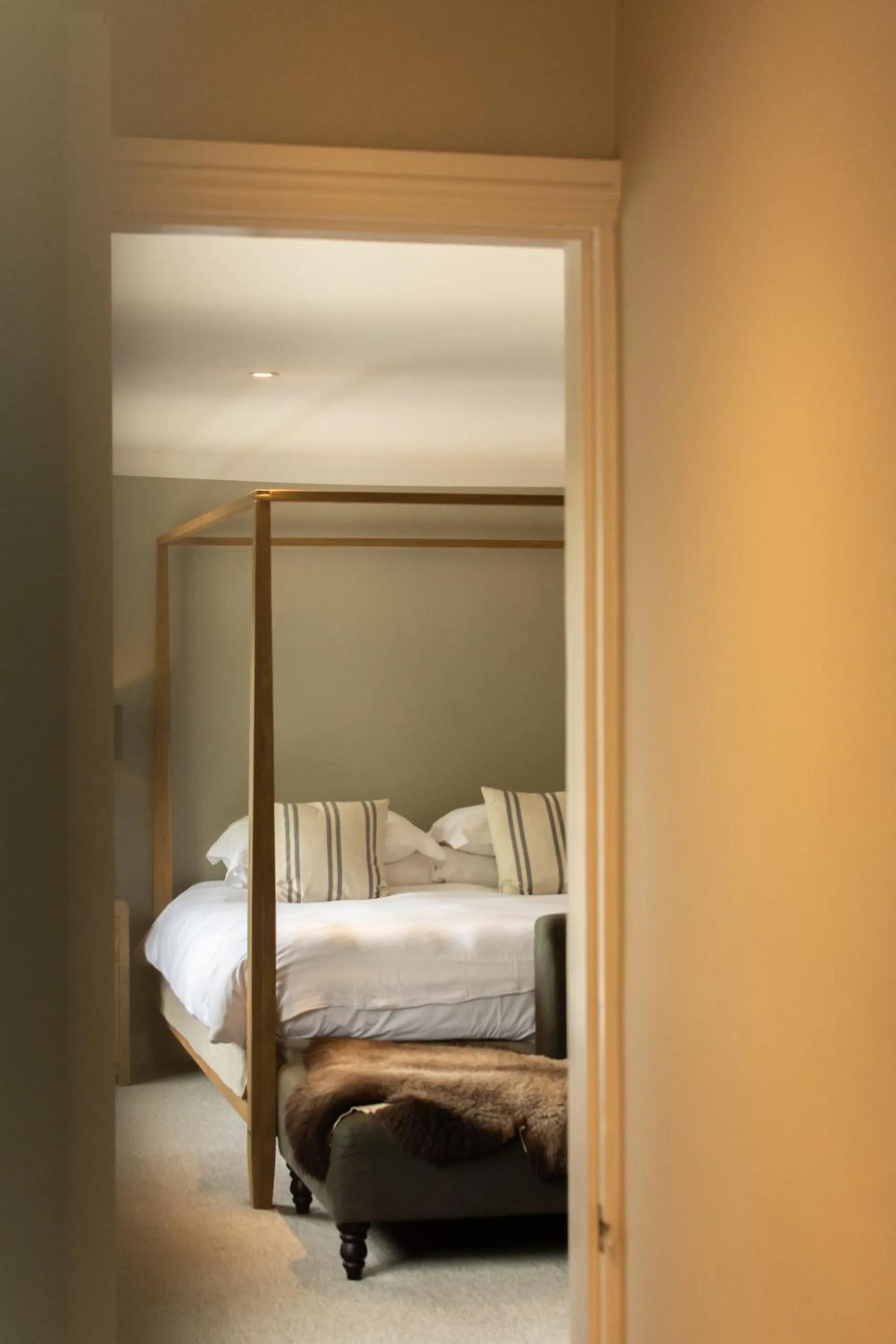 Bedroom, Bed in New Inn at Coln