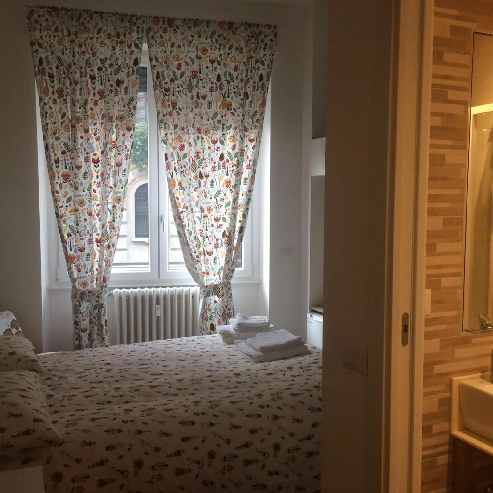 Photo of the whole room, Bed in B&B Via Fontana Milano