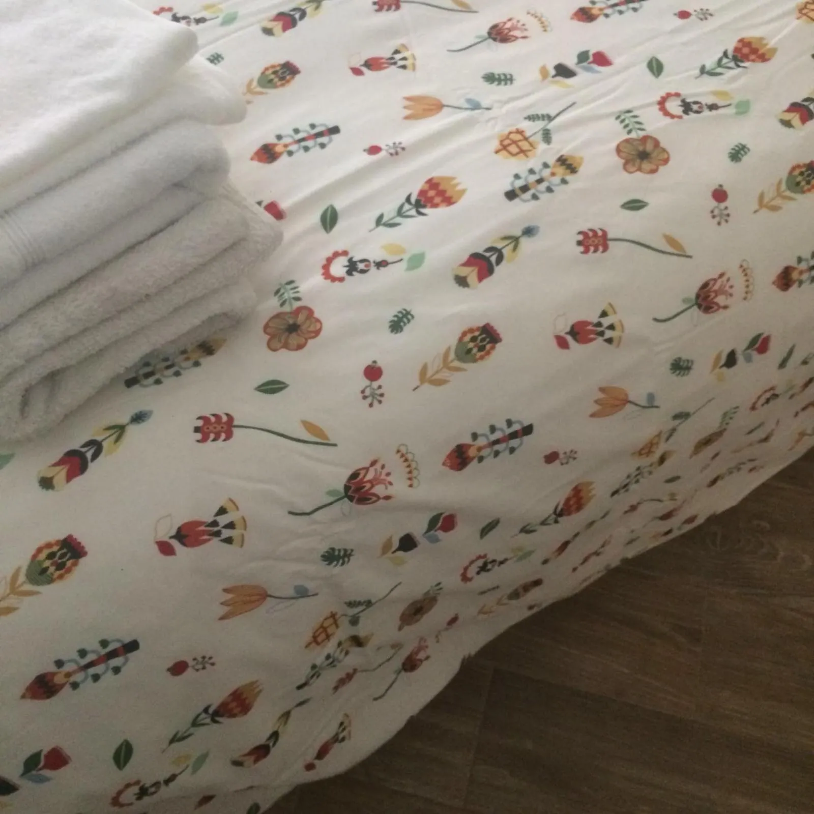 Decorative detail, Bed in B&B Via Fontana Milano