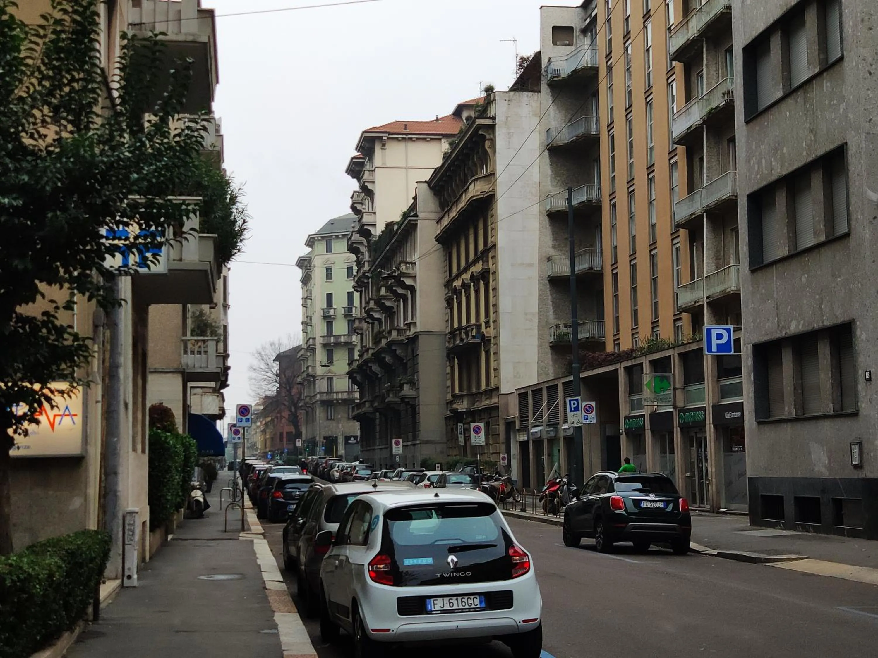 Neighbourhood in B&B Via Fontana Milano