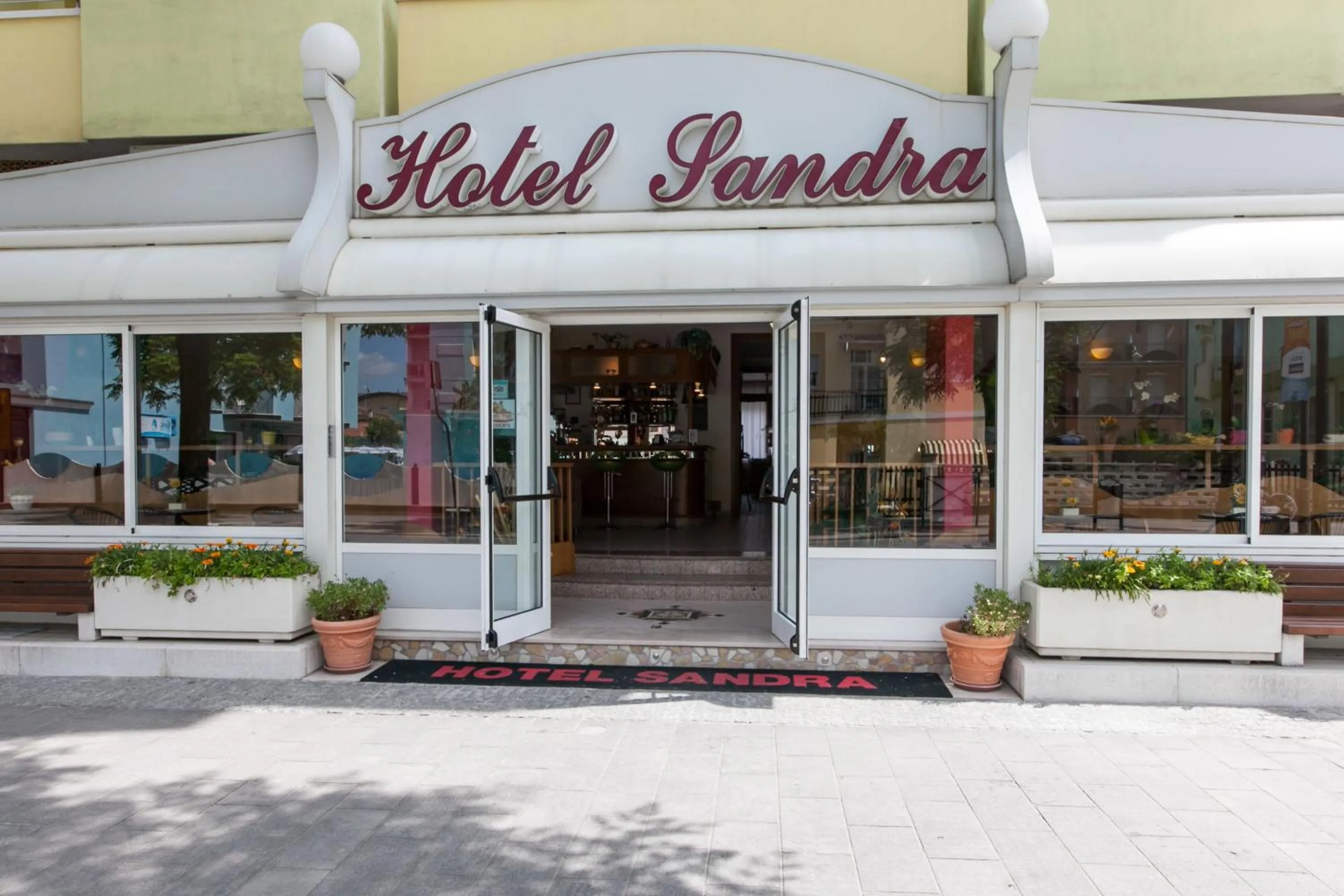 Property building in Hotel Sandra