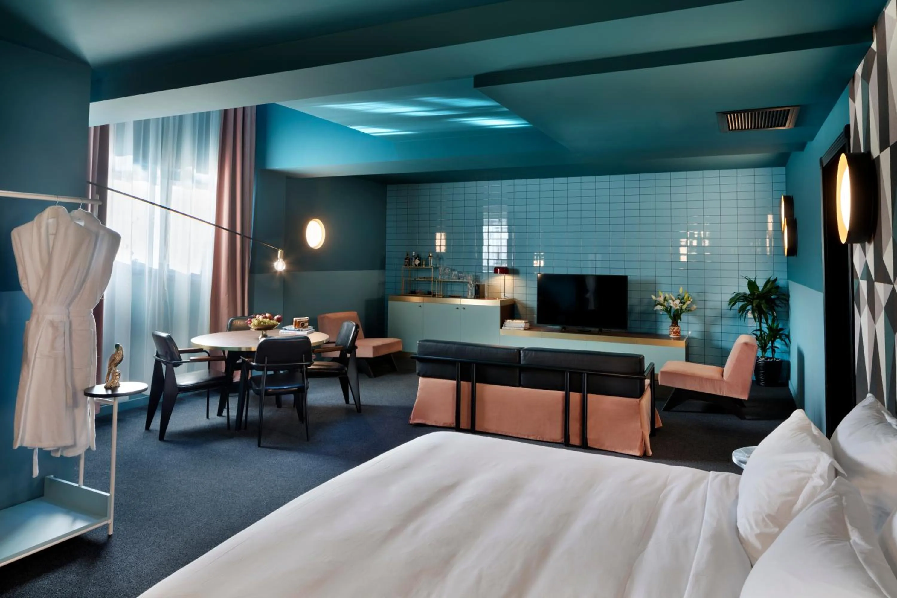 TV and multimedia, Bed in Stories Boutique Hotel