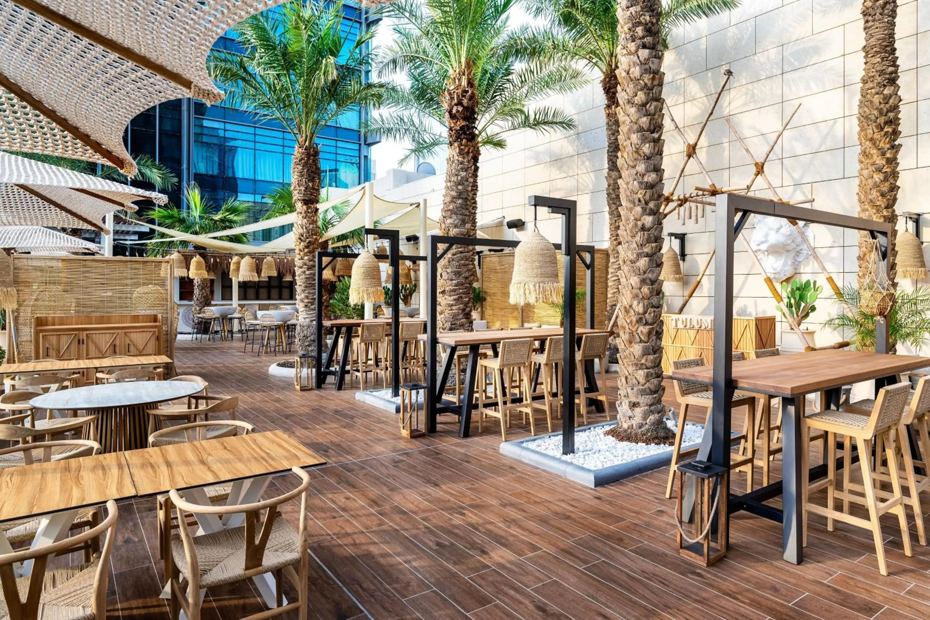 Restaurant/places to eat in Marriott Marquis City Center Doha Hotel