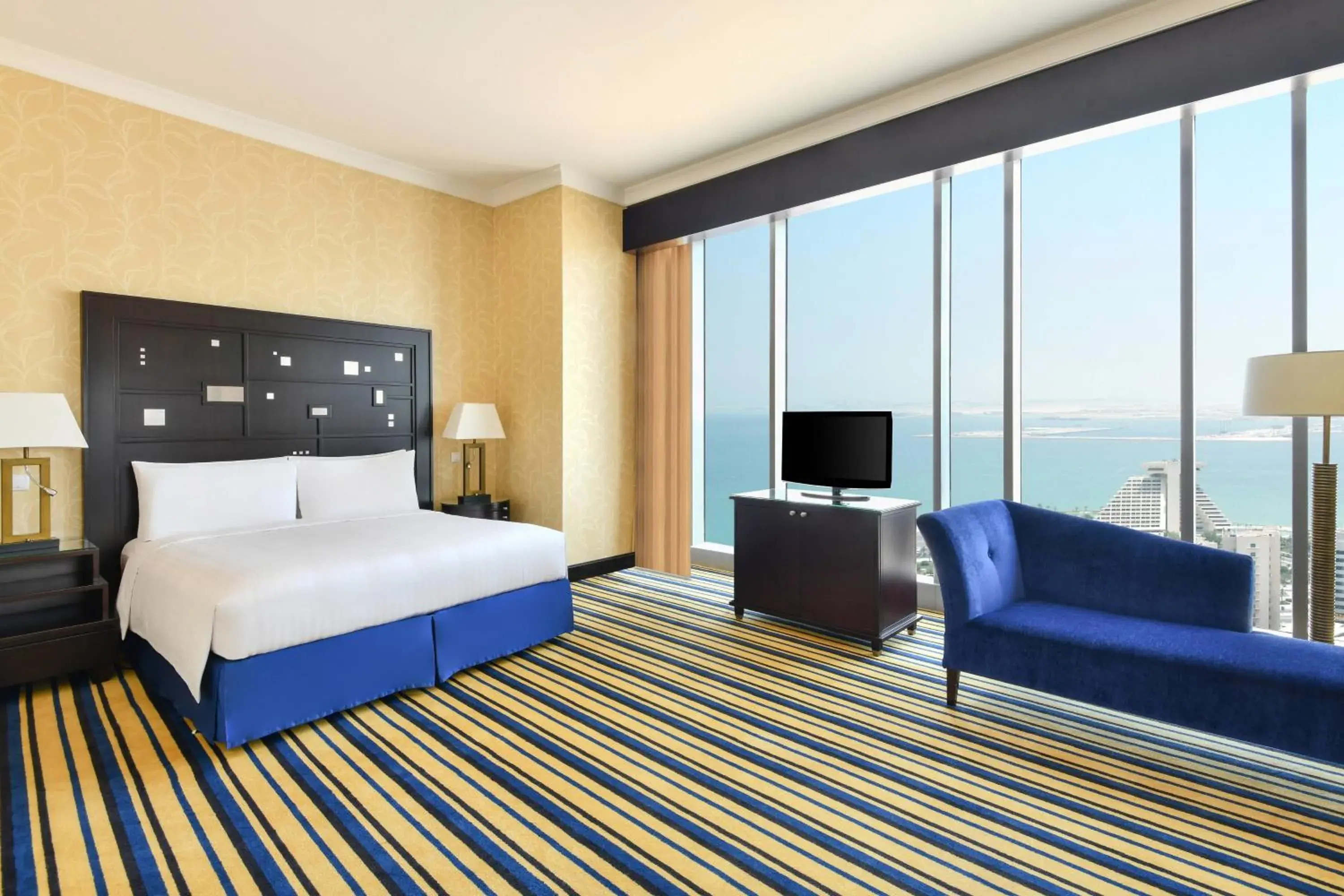 Superior King Room with Beach Access in Marriott Marquis City Center Doha Hotel Superior King Room with Beach Access in Marriott Marquis City Center Doha Hotel