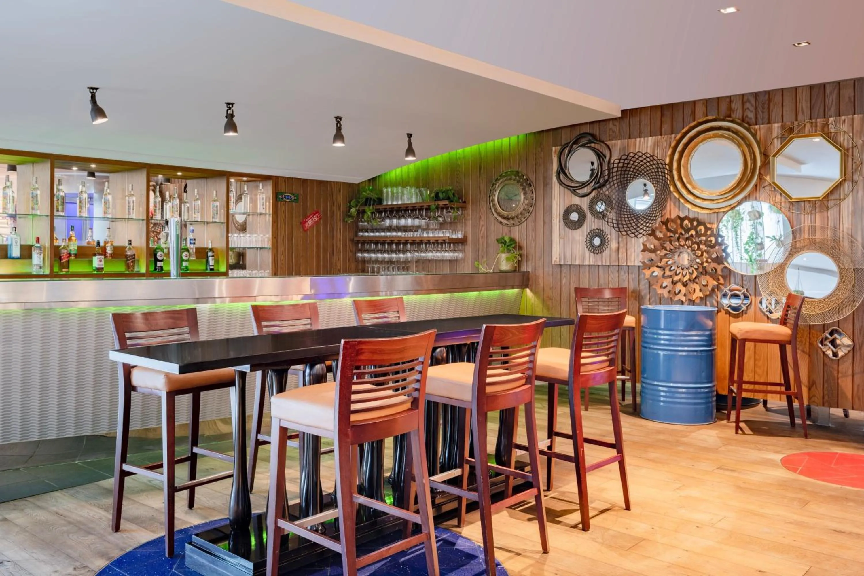 Restaurant/places to eat in Marriott Marquis City Center Doha Hotel