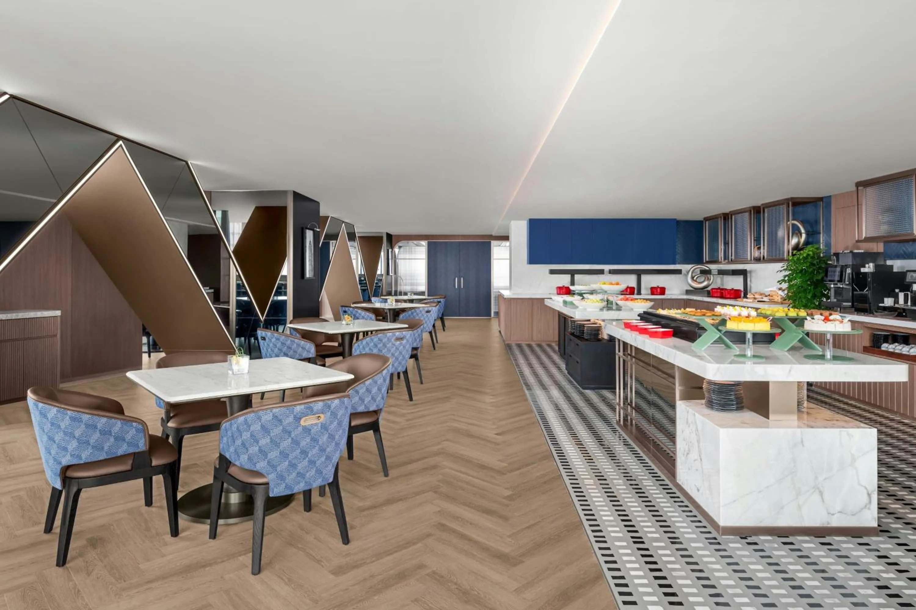 Lounge or bar in Shanghai Marriott Marquis City Centre