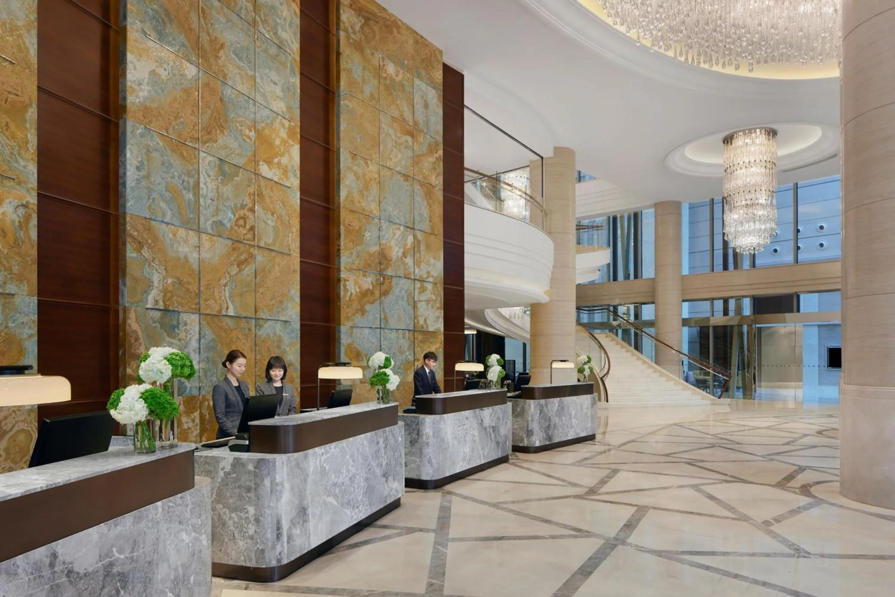 Lobby or reception in Shanghai Marriott Marquis City Centre