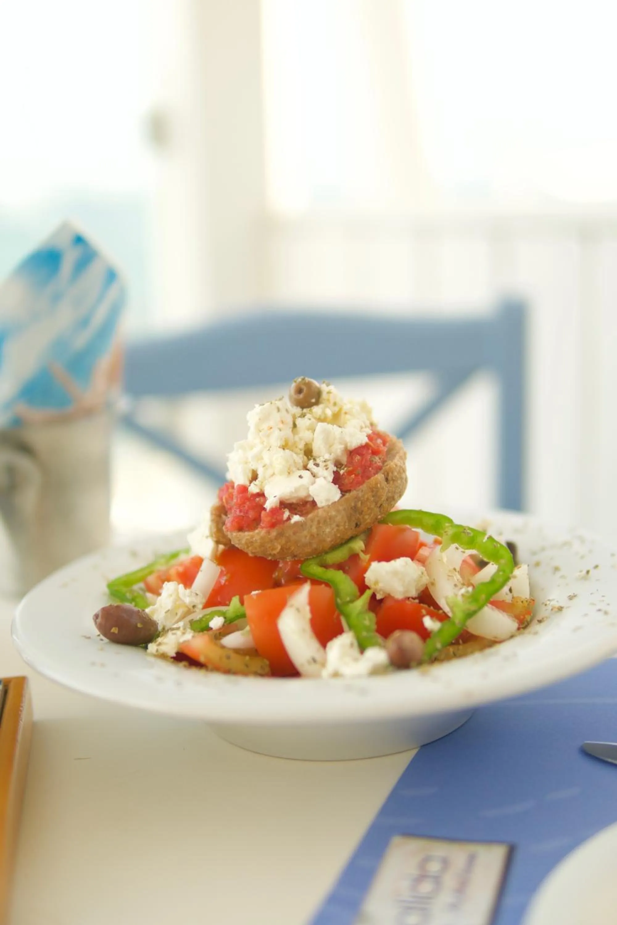 Restaurant/places to eat in Mari Kristin Beach Hotel