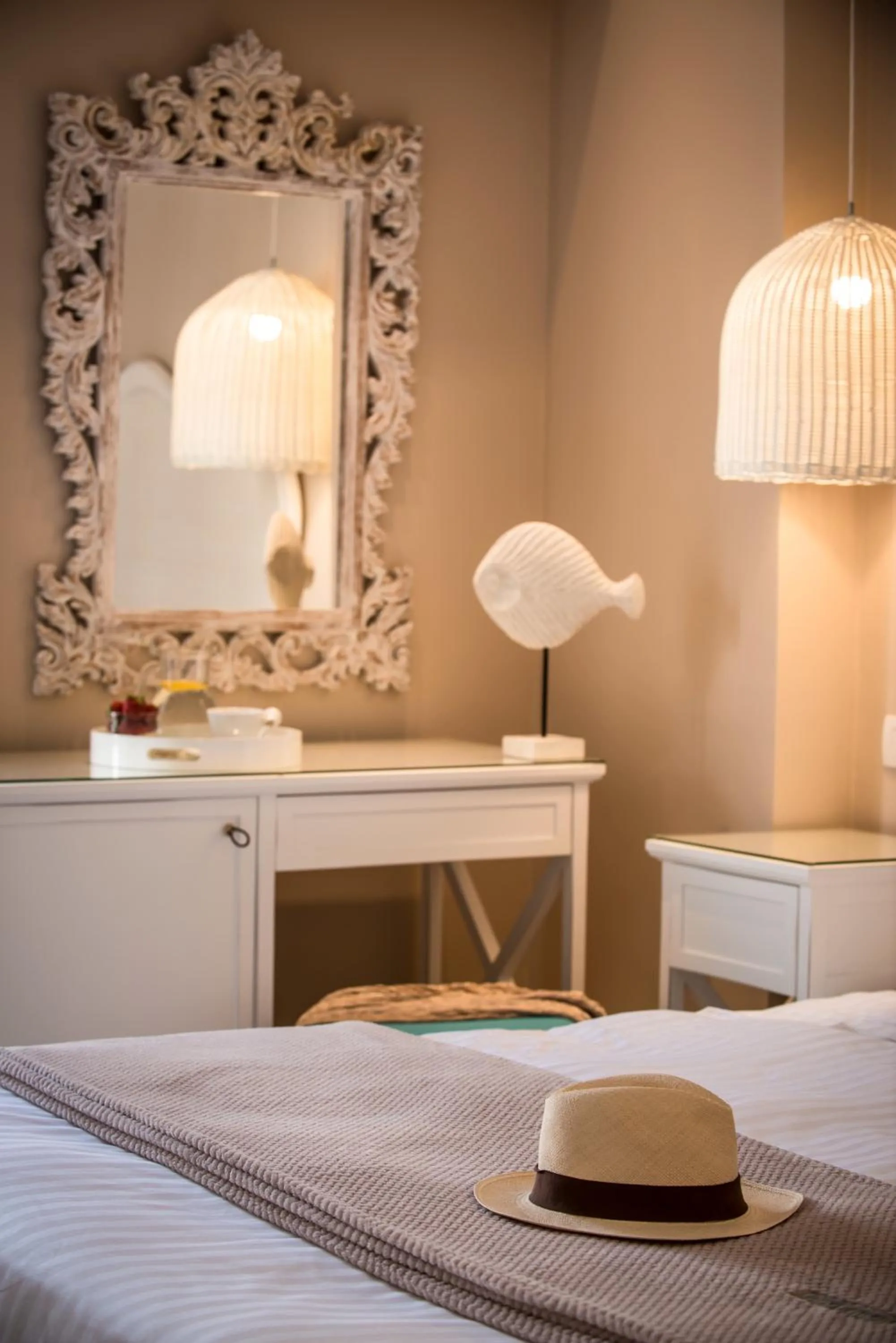 Massage, Bed in Mari Kristin Beach Hotel