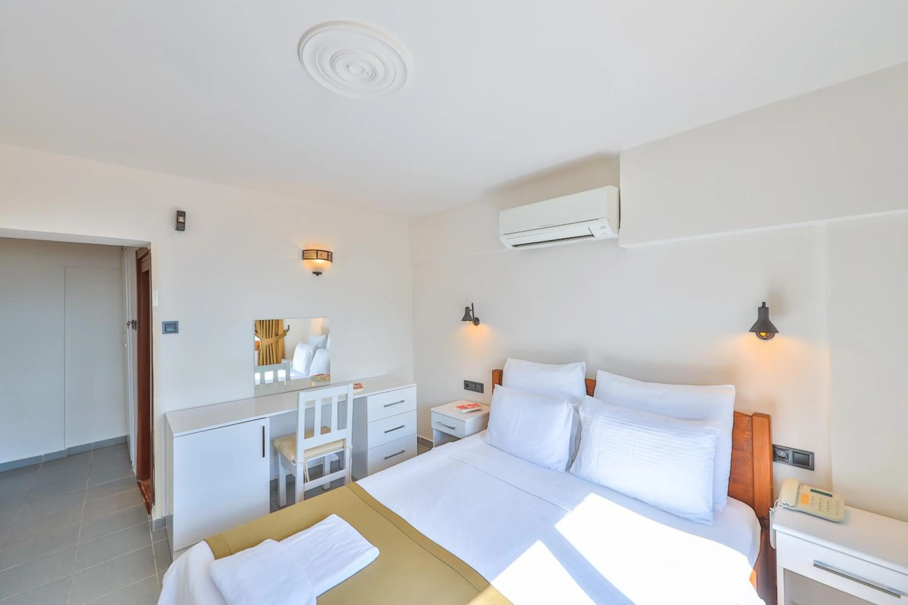 Bedroom, Bed in Zinbad Hotel Kalkan