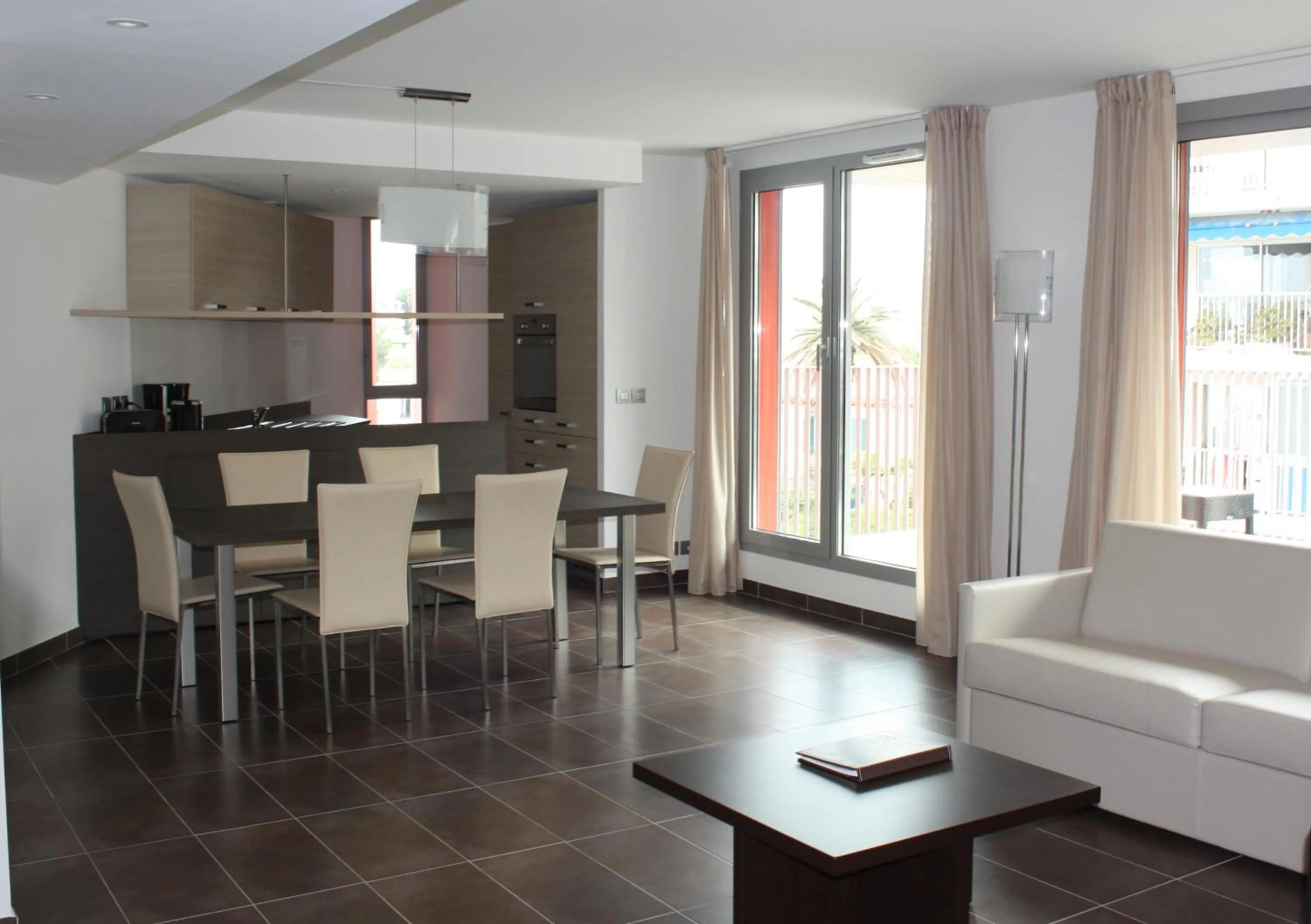 Living room in Royal Antibes - Luxury Hotel, Résidence, Beach & Spa