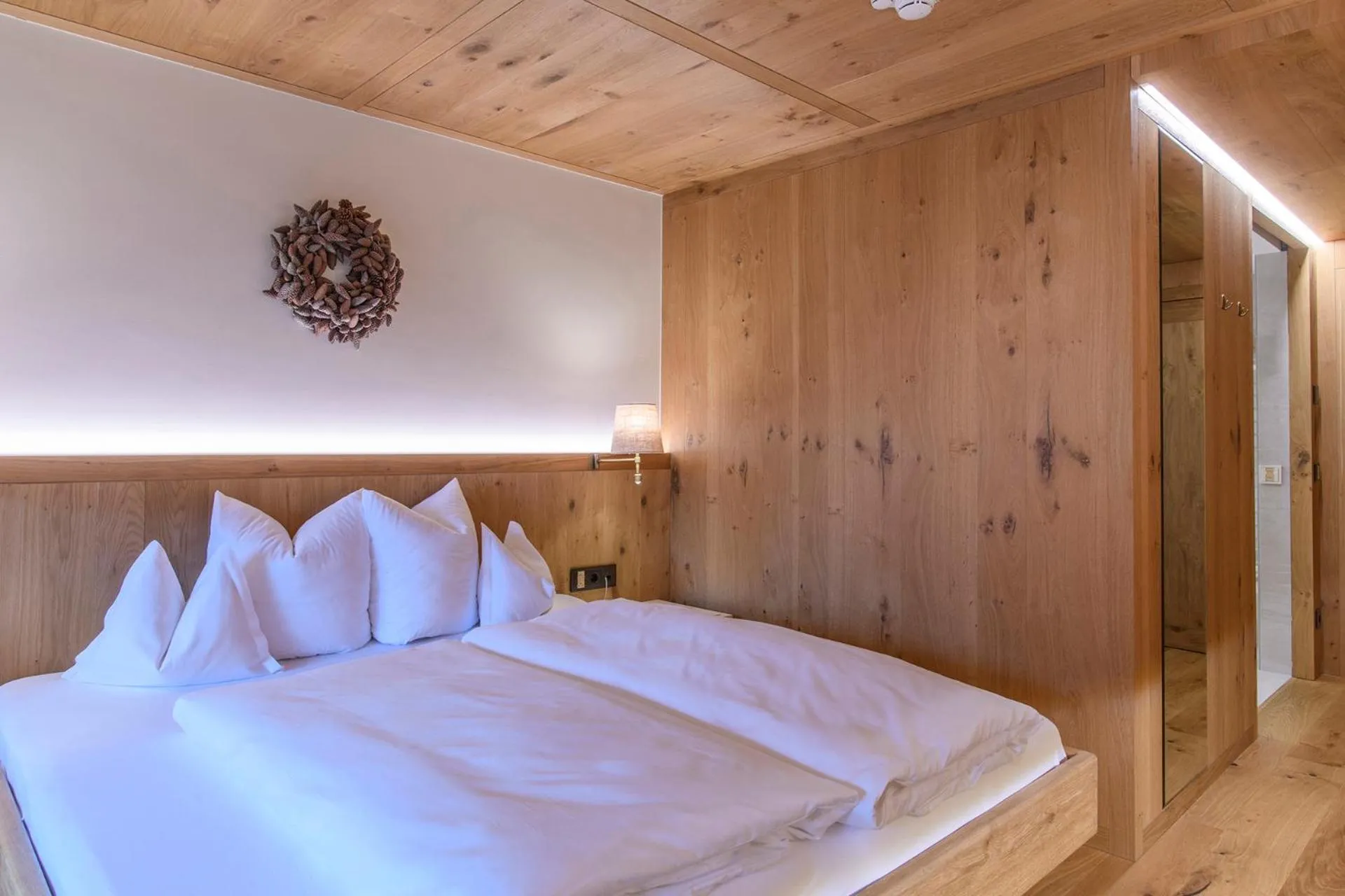 TV and multimedia, Bed in Hotel Montafoner Hof