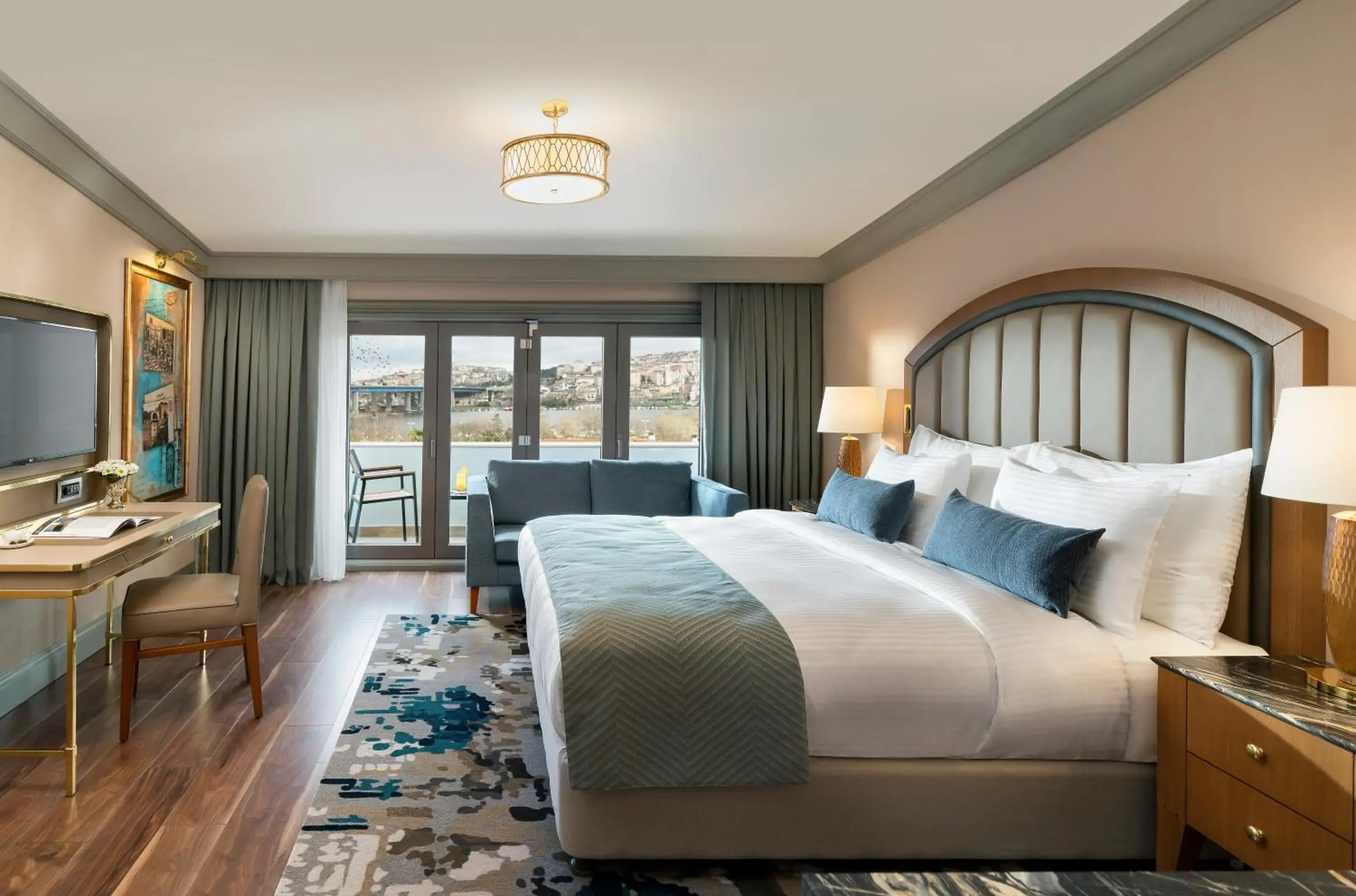 Junior Suite in Millennium Istanbul Golden Horn Junior Suite in Millennium Istanbul Golden Horn