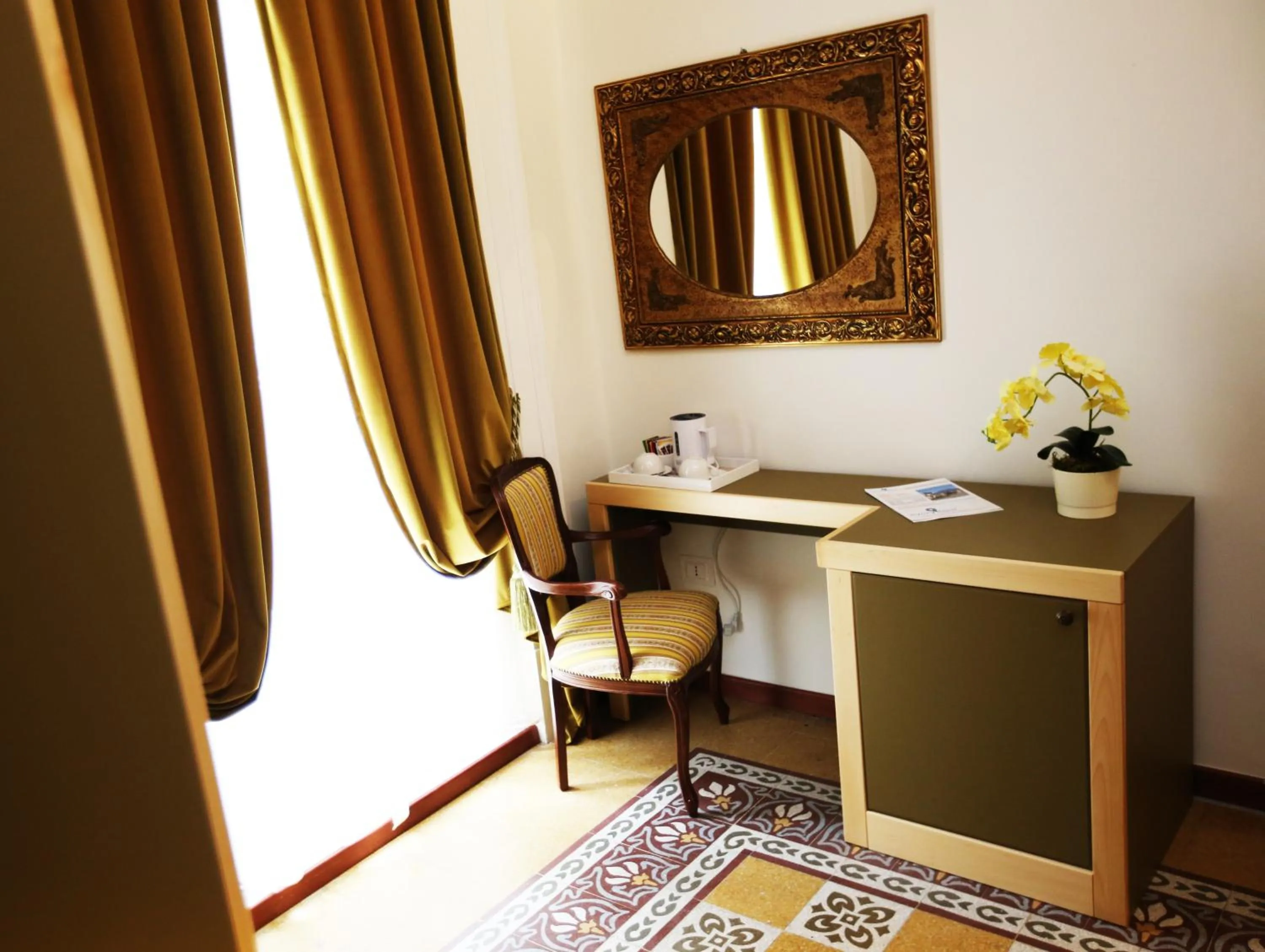 Seating area in La Bella Napoli B&B