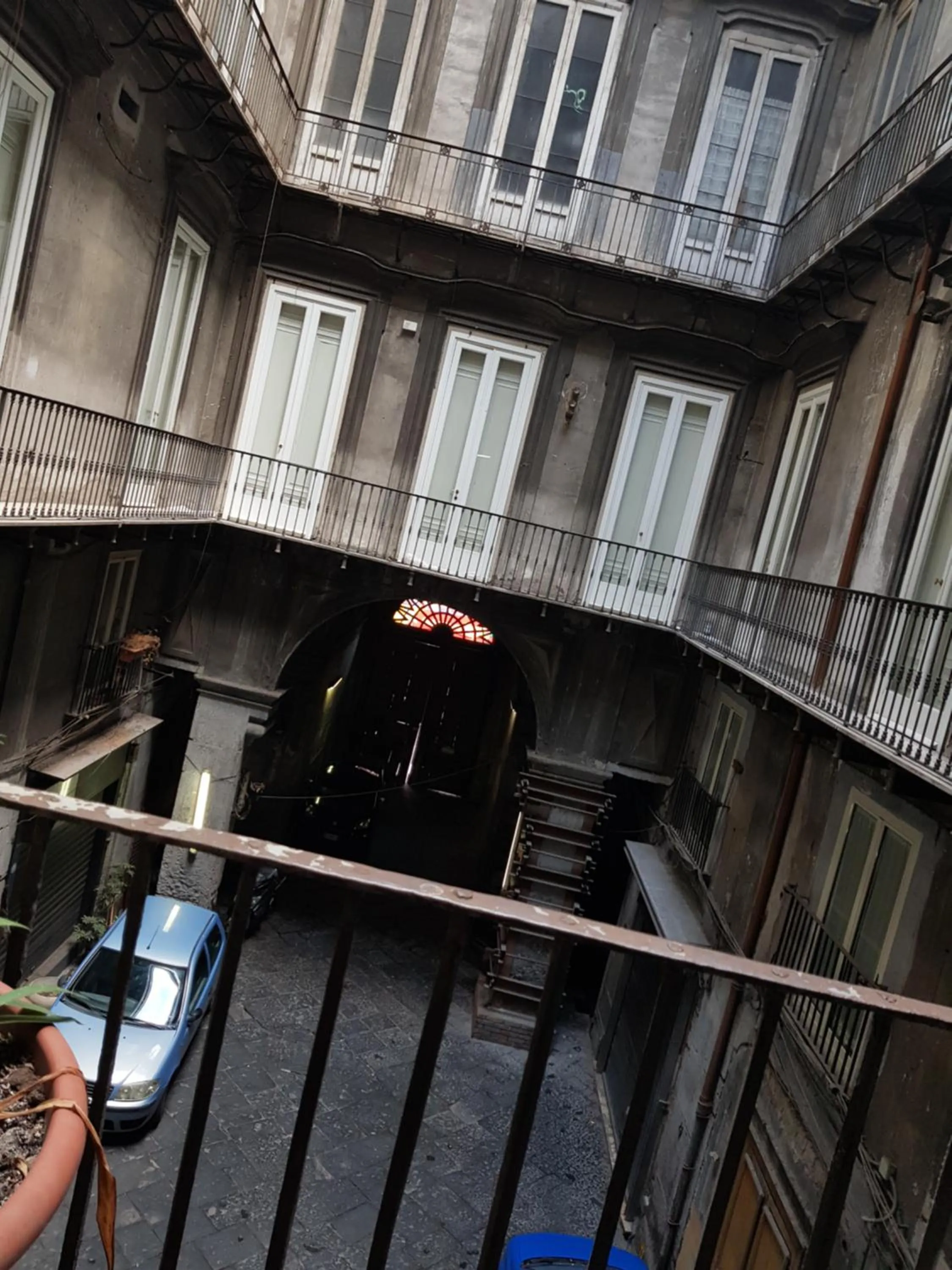 Facade/entrance in La Bella Napoli B&B