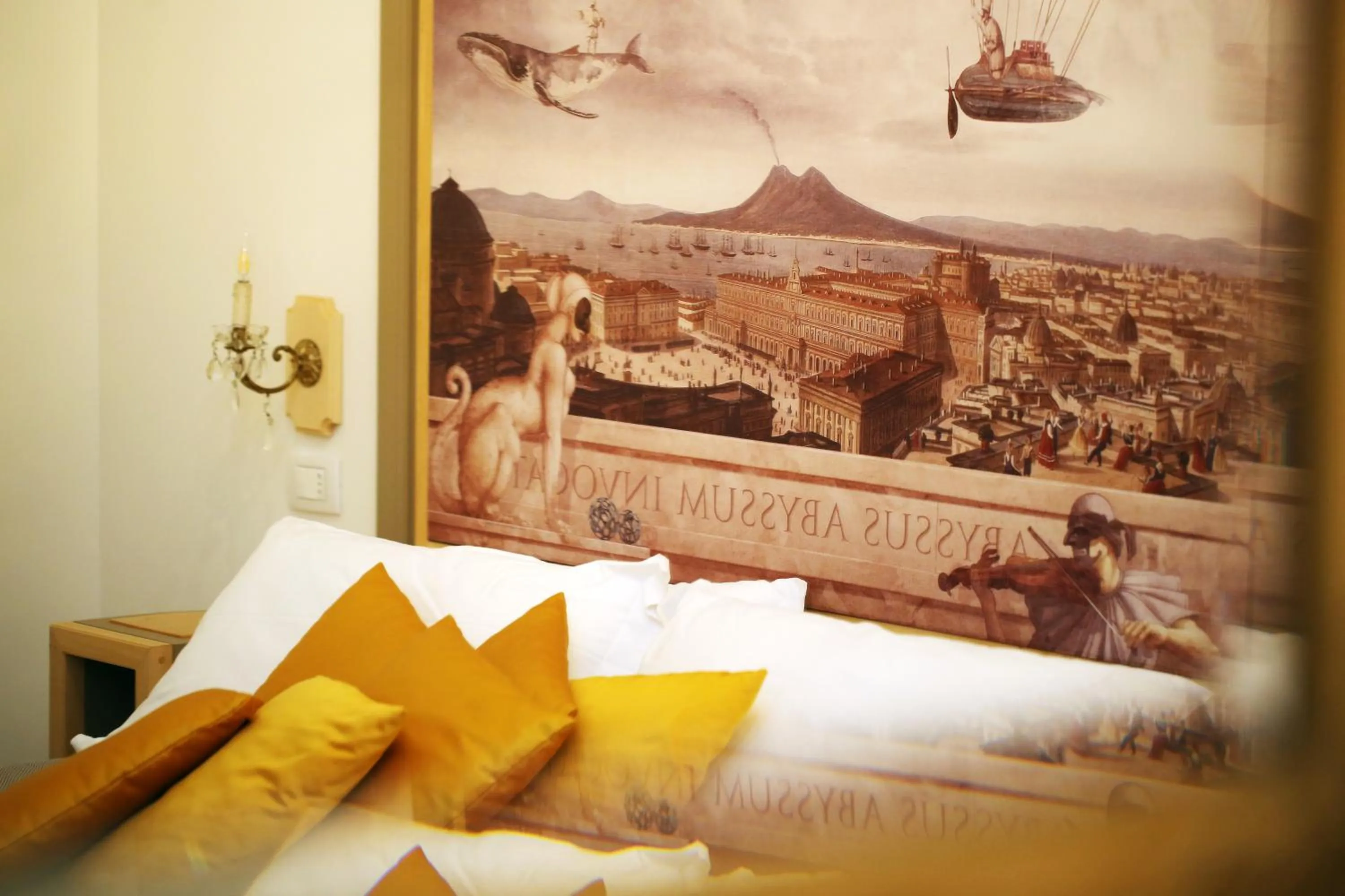 Bed in La Bella Napoli B&B