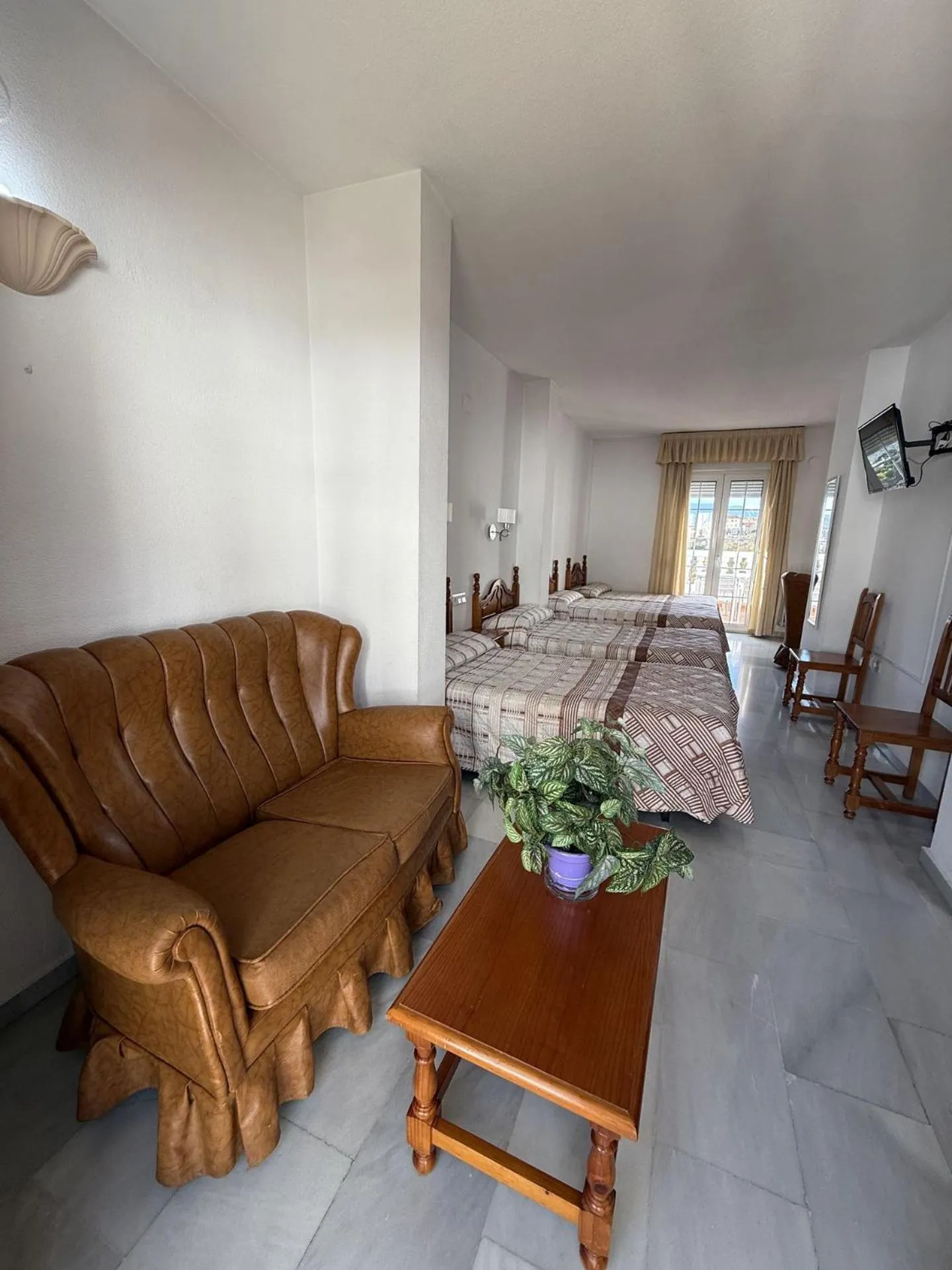 Bed in Hotel Mirasol