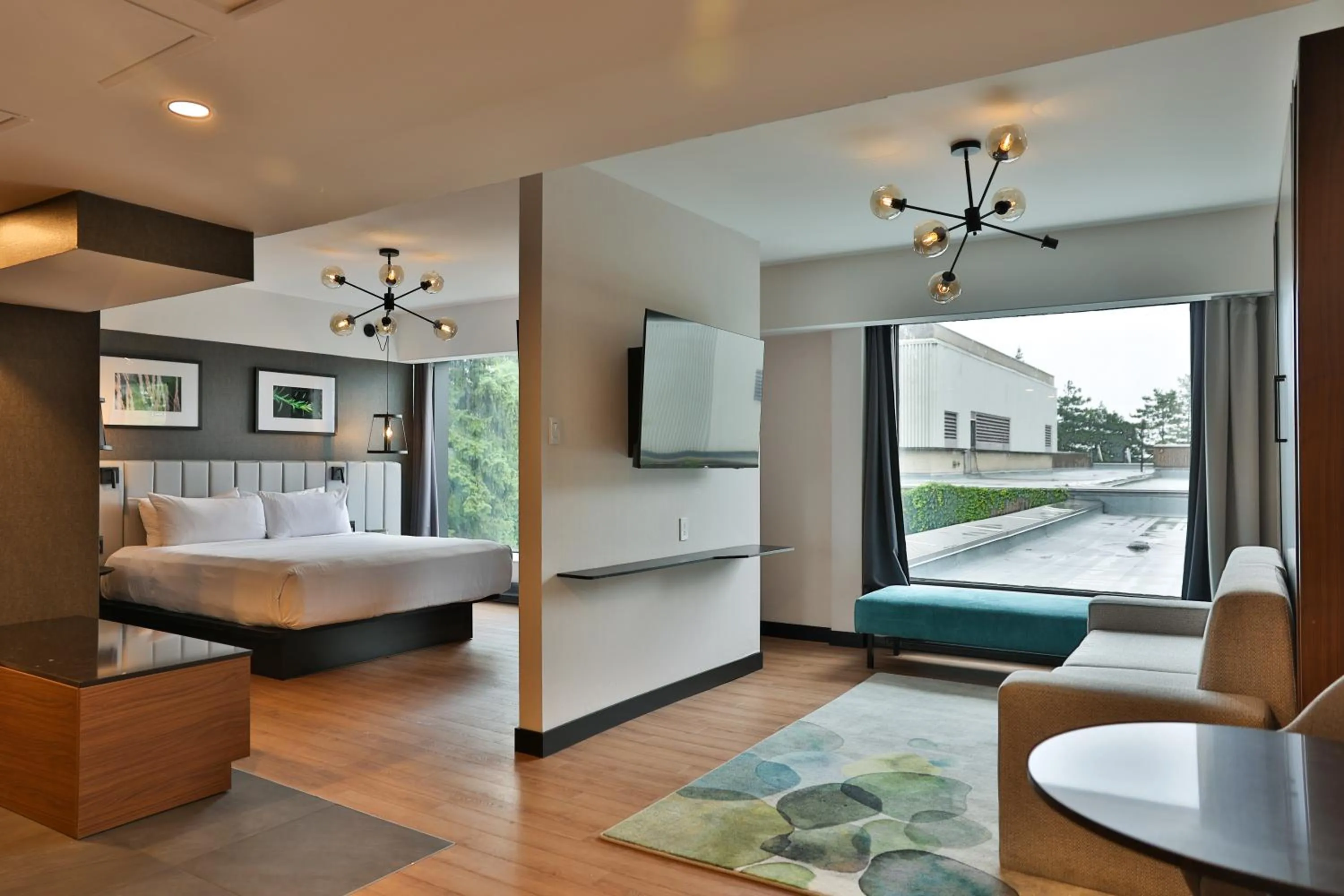 Bed in Hotel Bonaventure Montreal