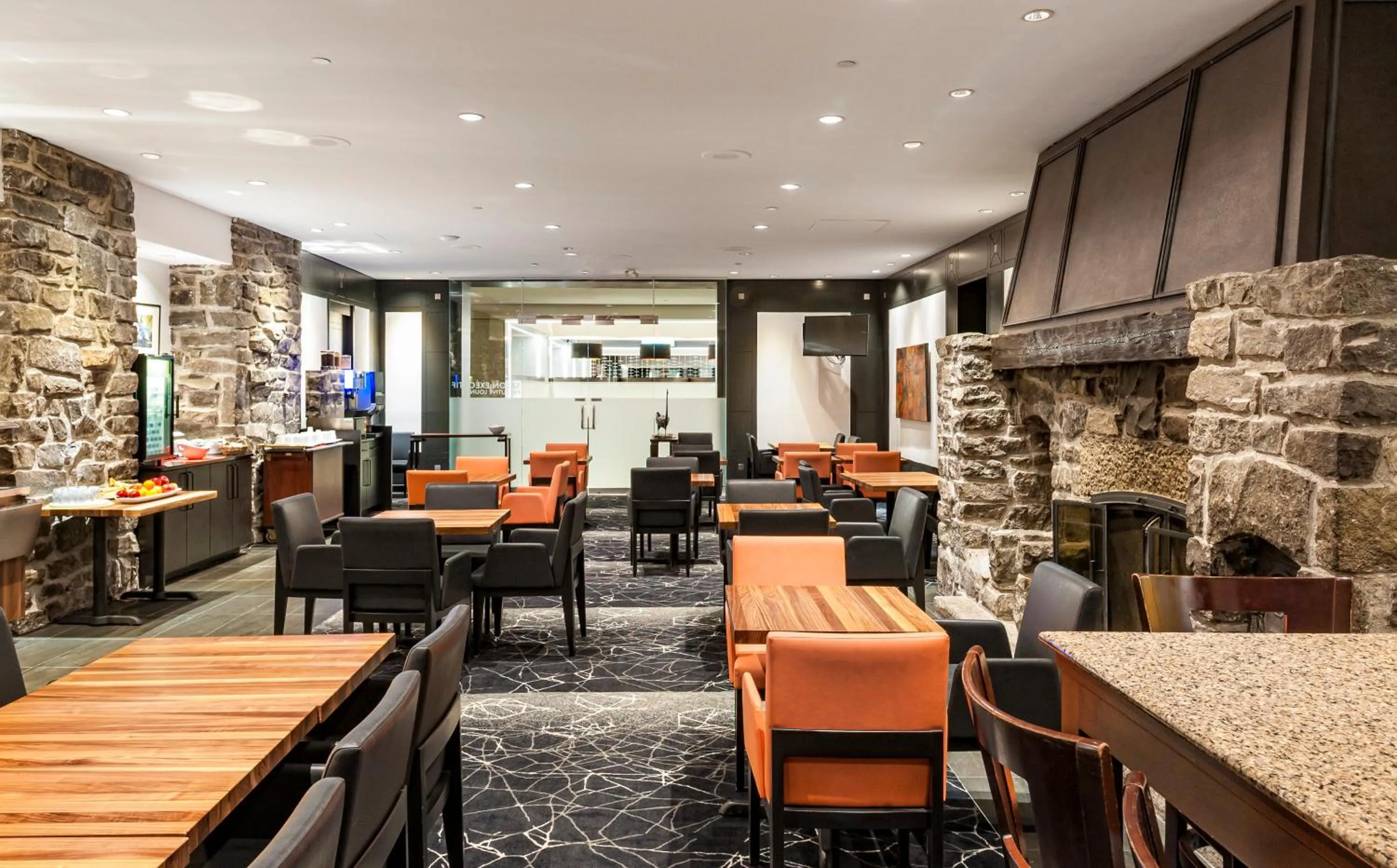 Buffet breakfast in Hotel Bonaventure Montreal