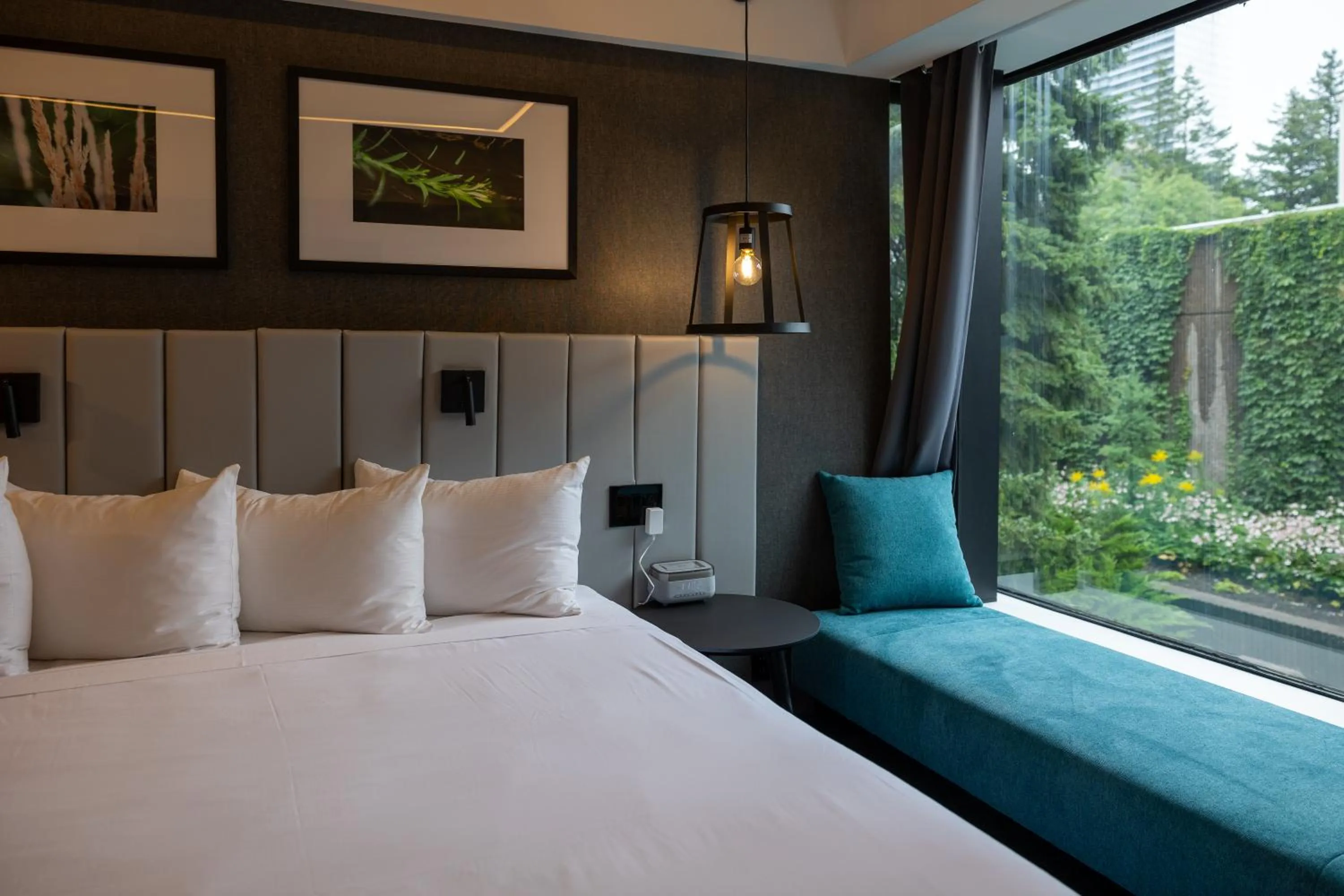 Bedroom, Bed in Hotel Bonaventure Montreal