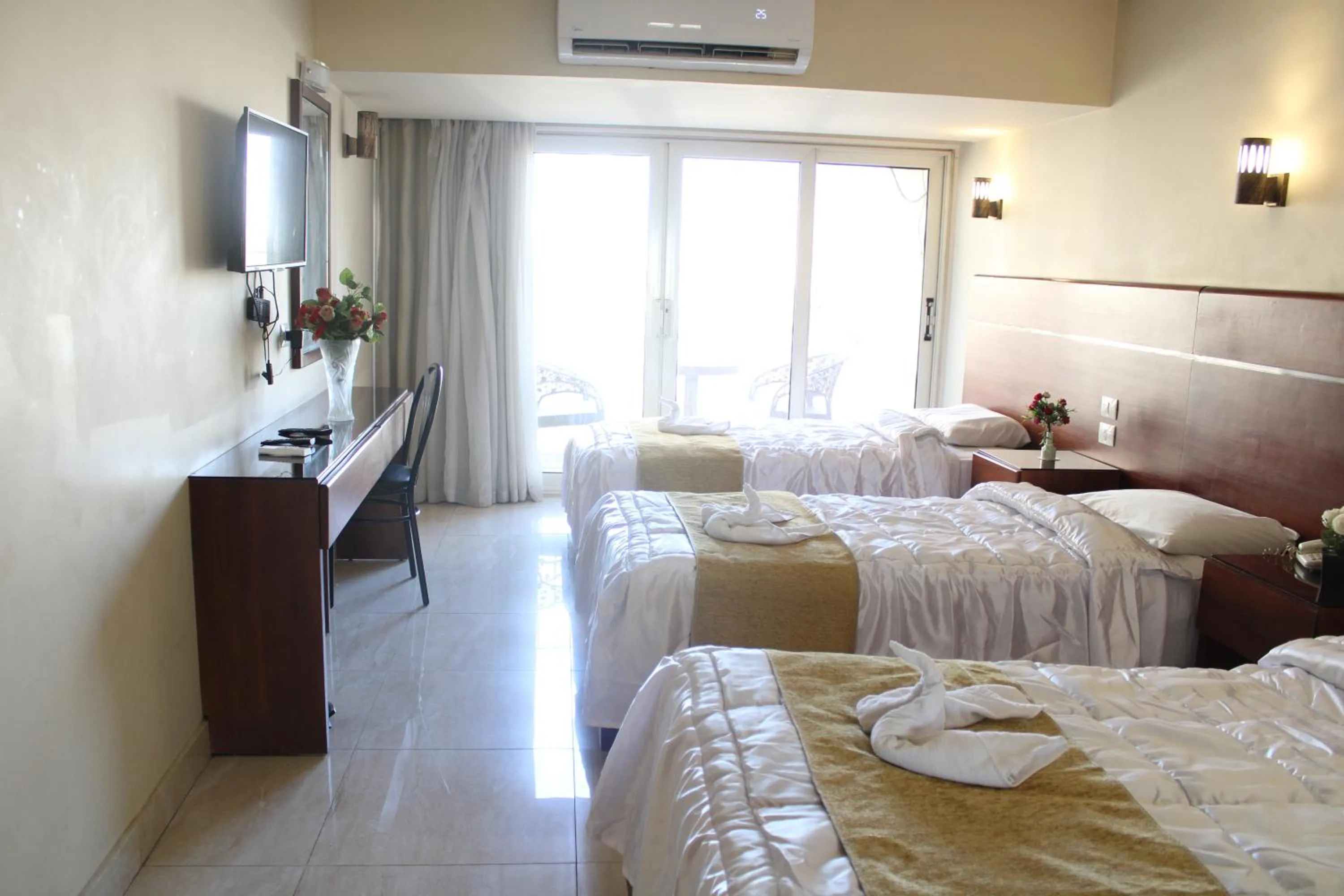 Bed in Pharaohs Hotel