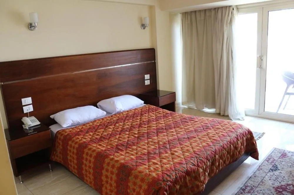 Bed in Pharaohs Hotel