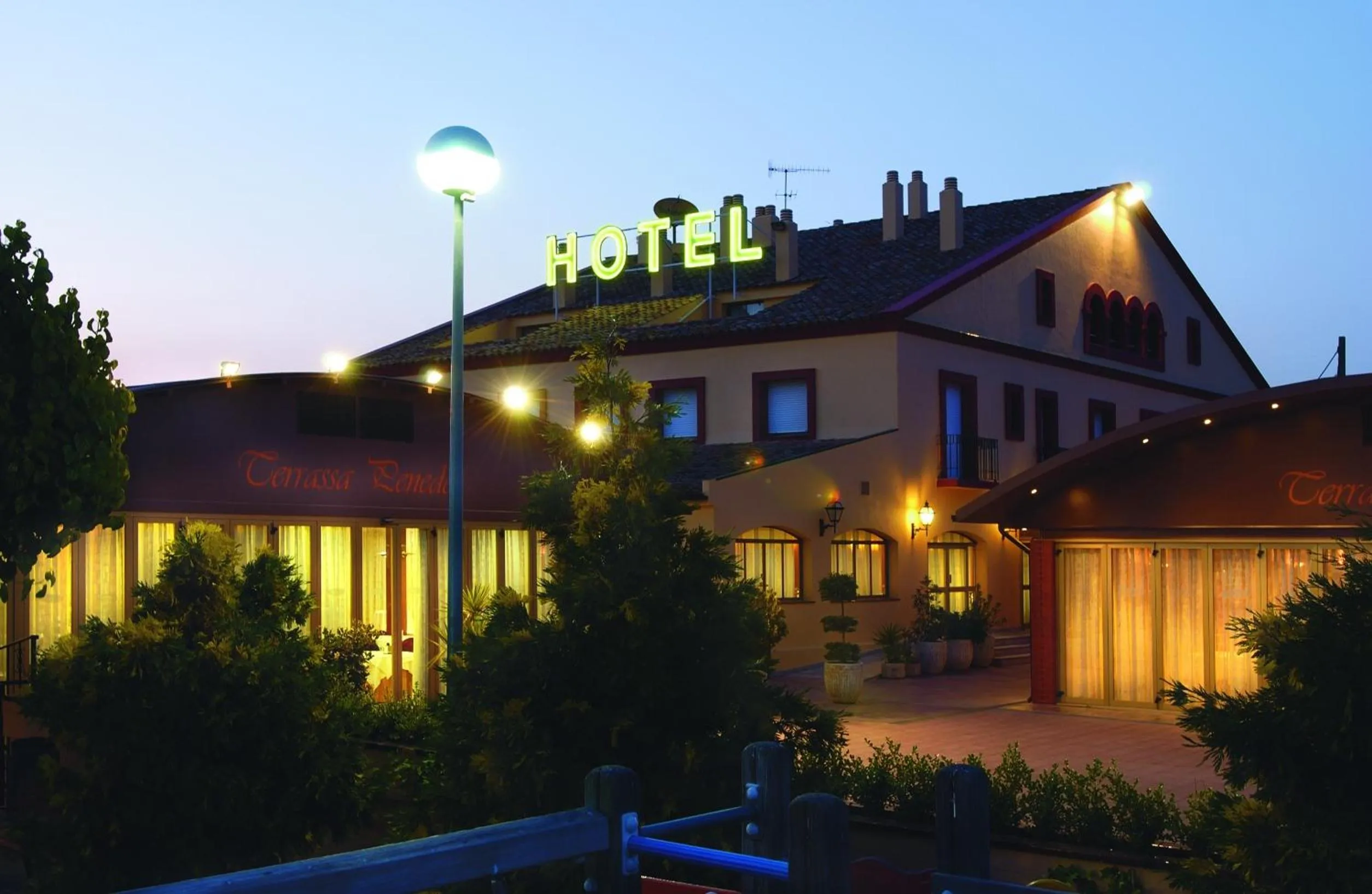 Property building in Hotel Restaurant Sol i Vi