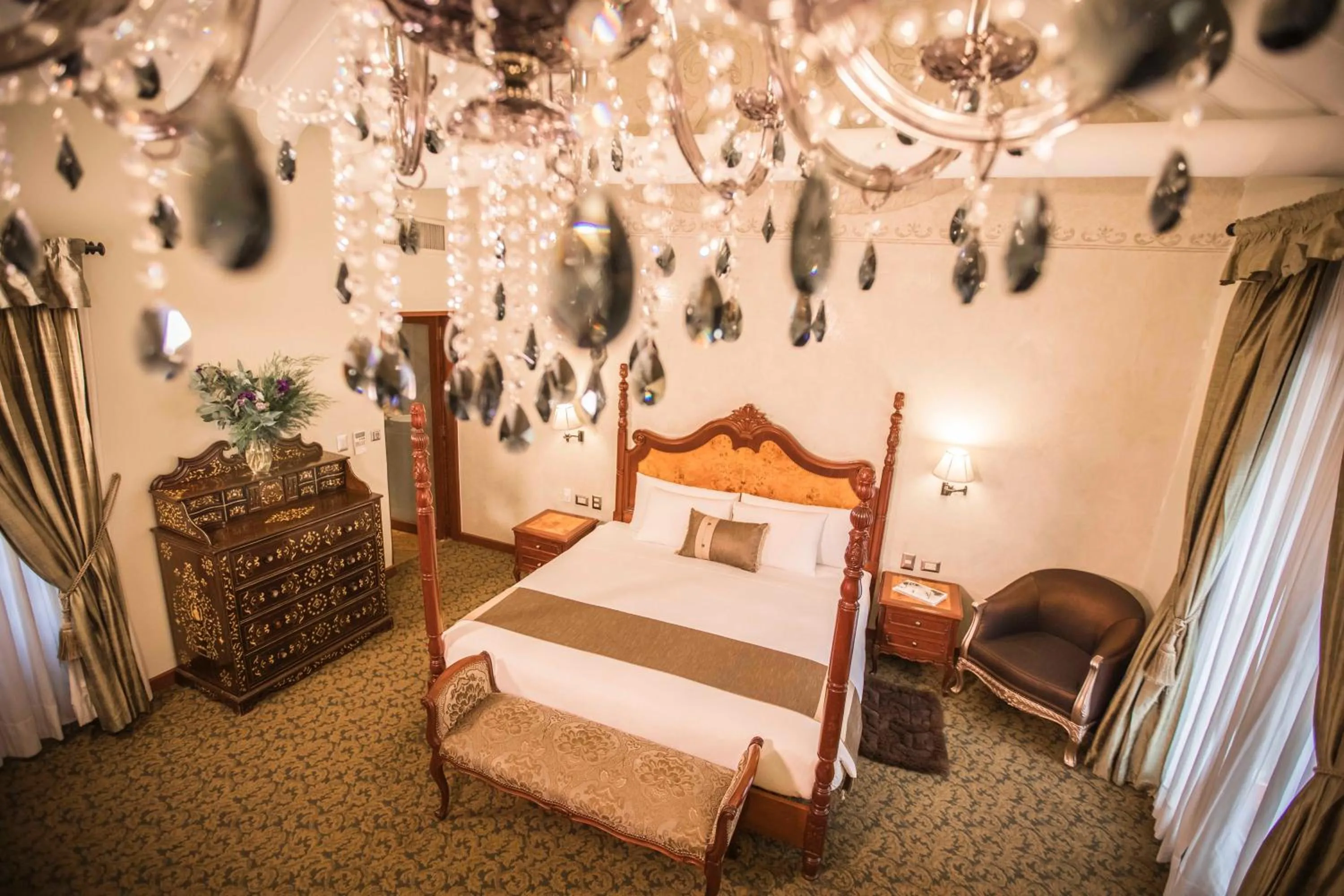 Bed in Aranwa Cusco Boutique Hotel