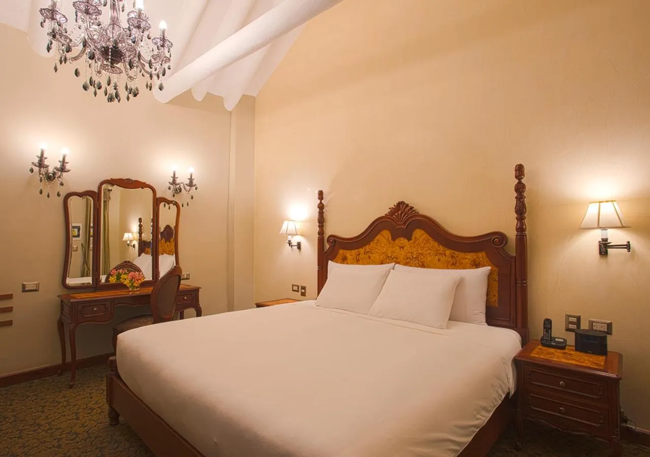 Bed in Aranwa Cusco Boutique Hotel