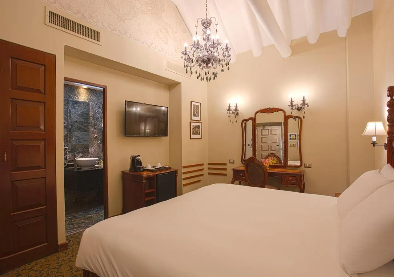 Bed in Aranwa Cusco Boutique Hotel