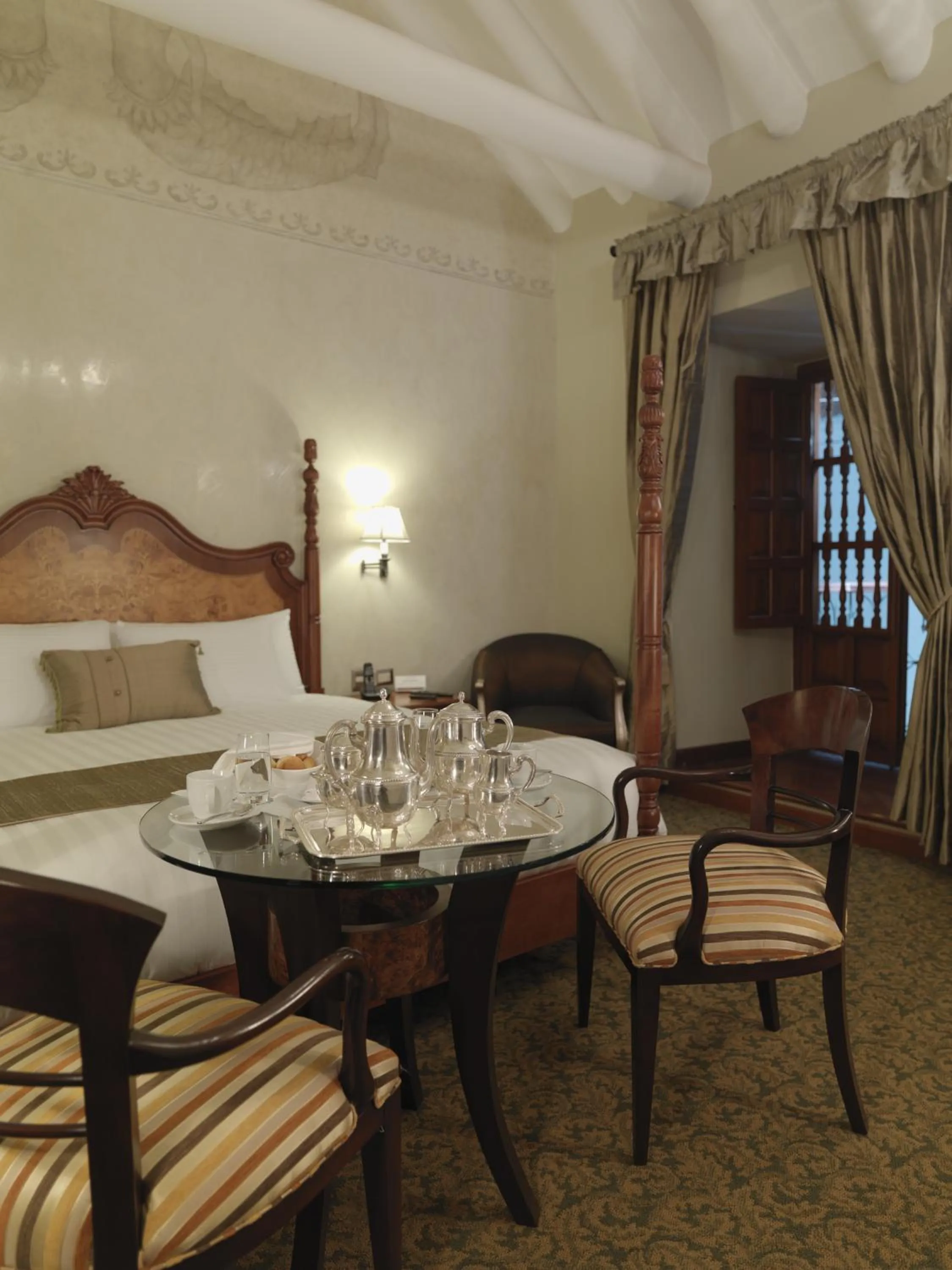 Bedroom in Aranwa Cusco Boutique Hotel