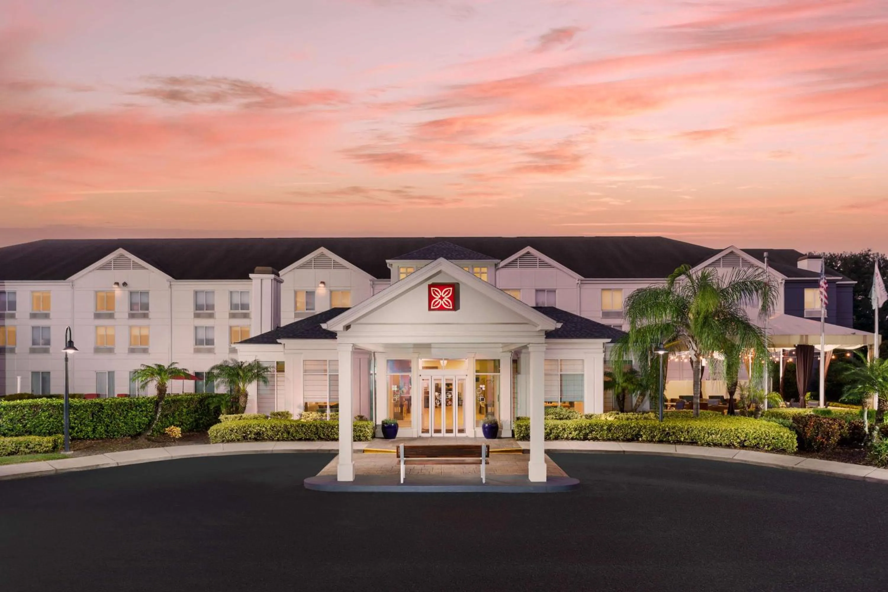 Property building in Hilton Garden Inn Lake Mary