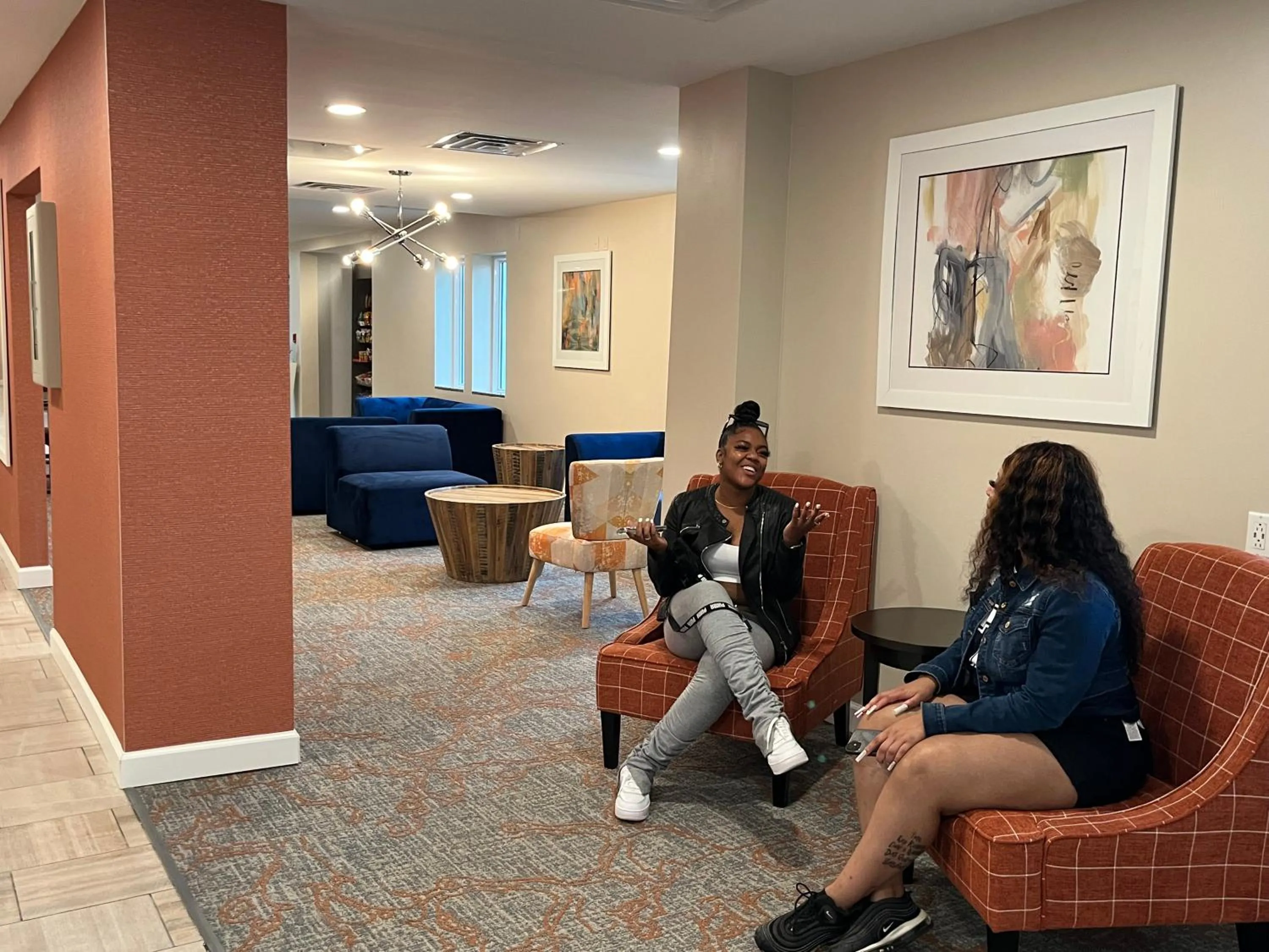 Lobby or reception in Orangewood Inn & Suites Kansas City Airport