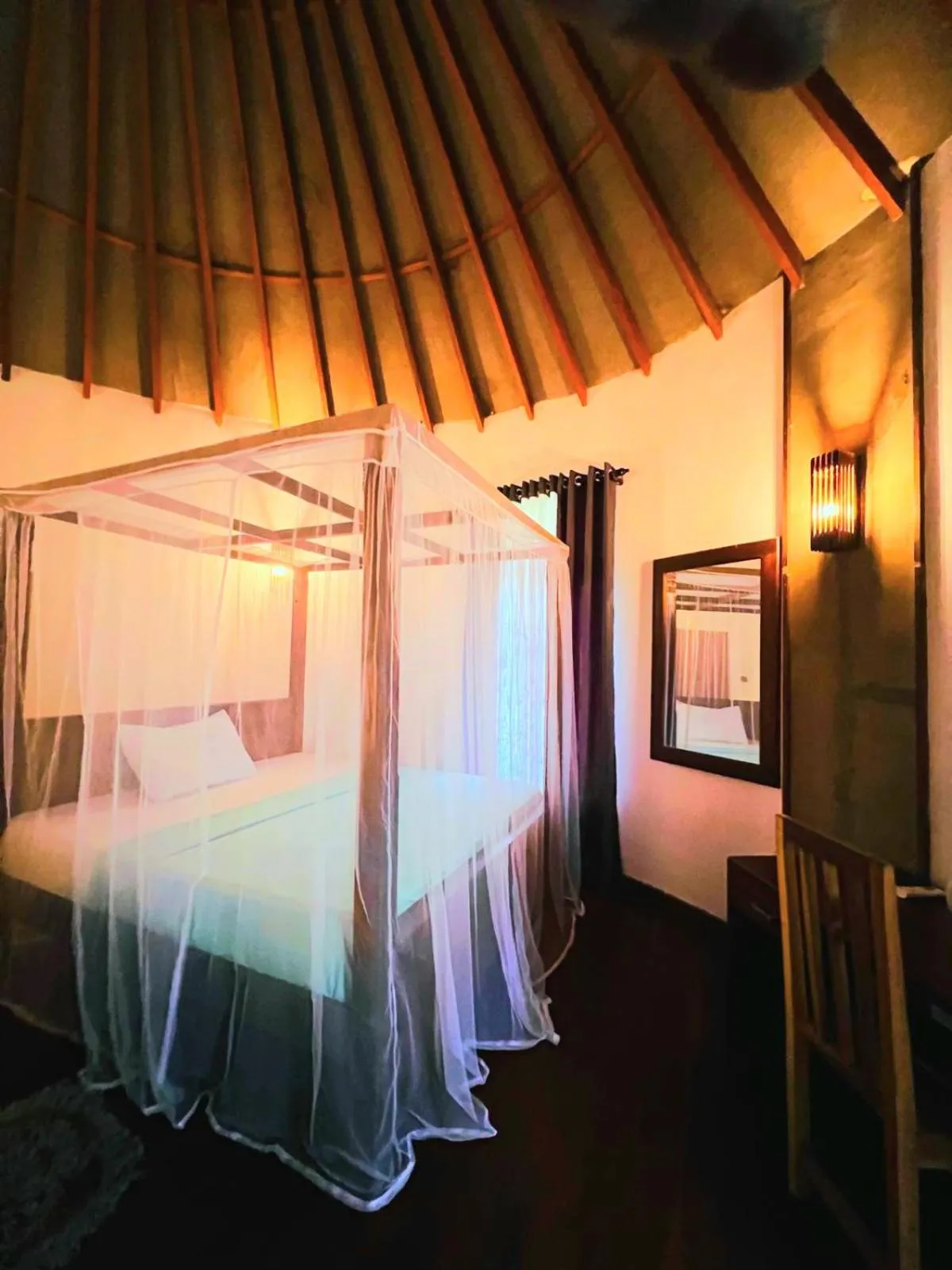 Bed in Turtle Watch Cabana