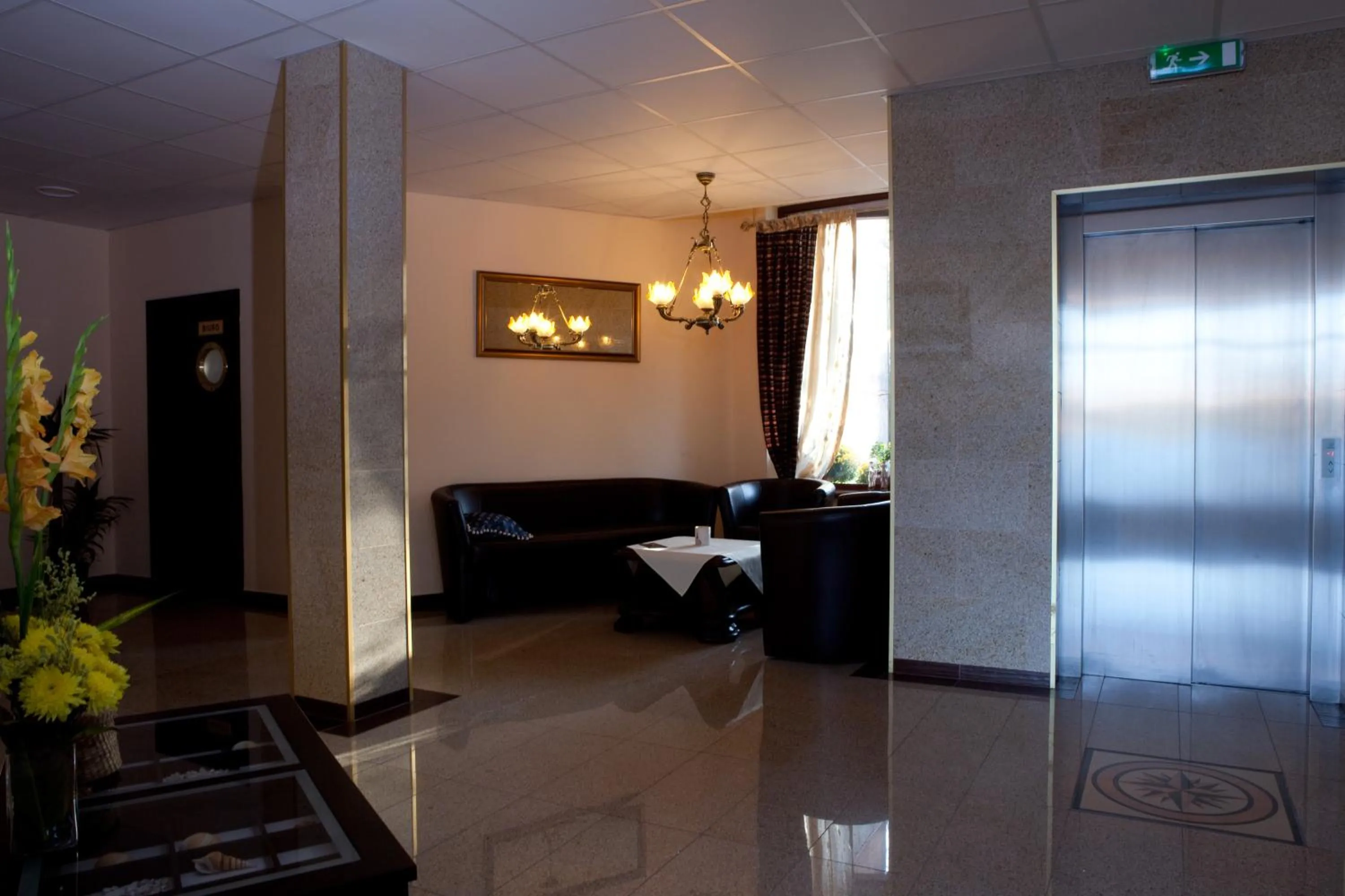 Lobby or reception in Shuma