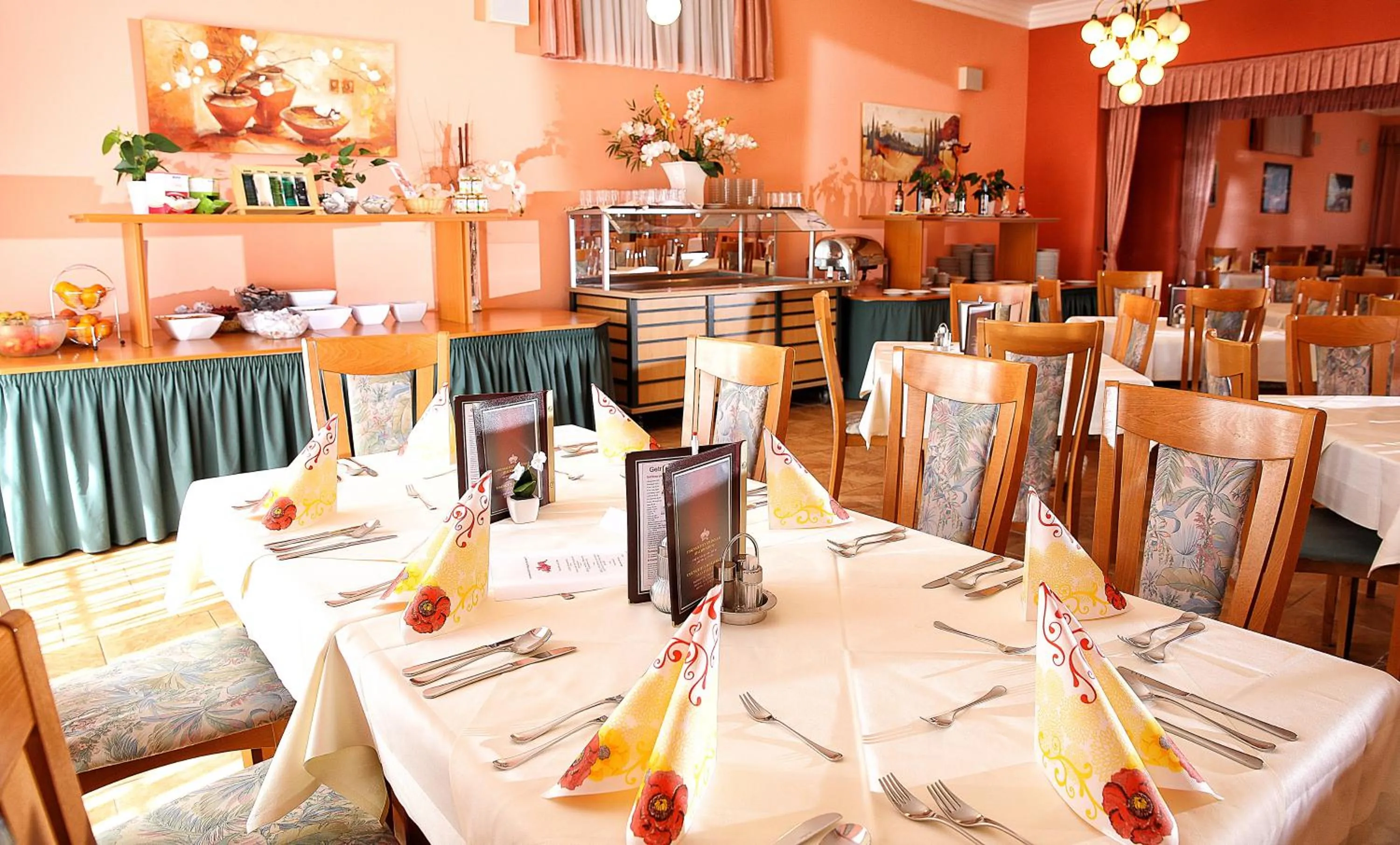 Restaurant/places to eat in Strandhotel Orchidee