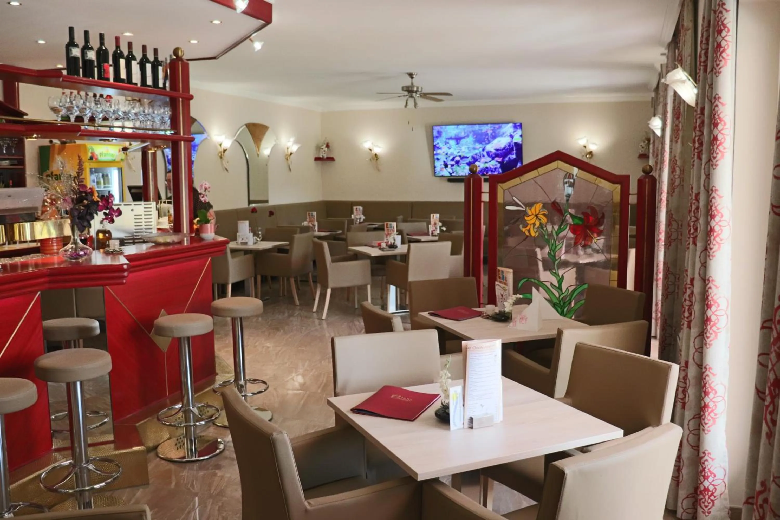 Restaurant/places to eat in Strandhotel Orchidee