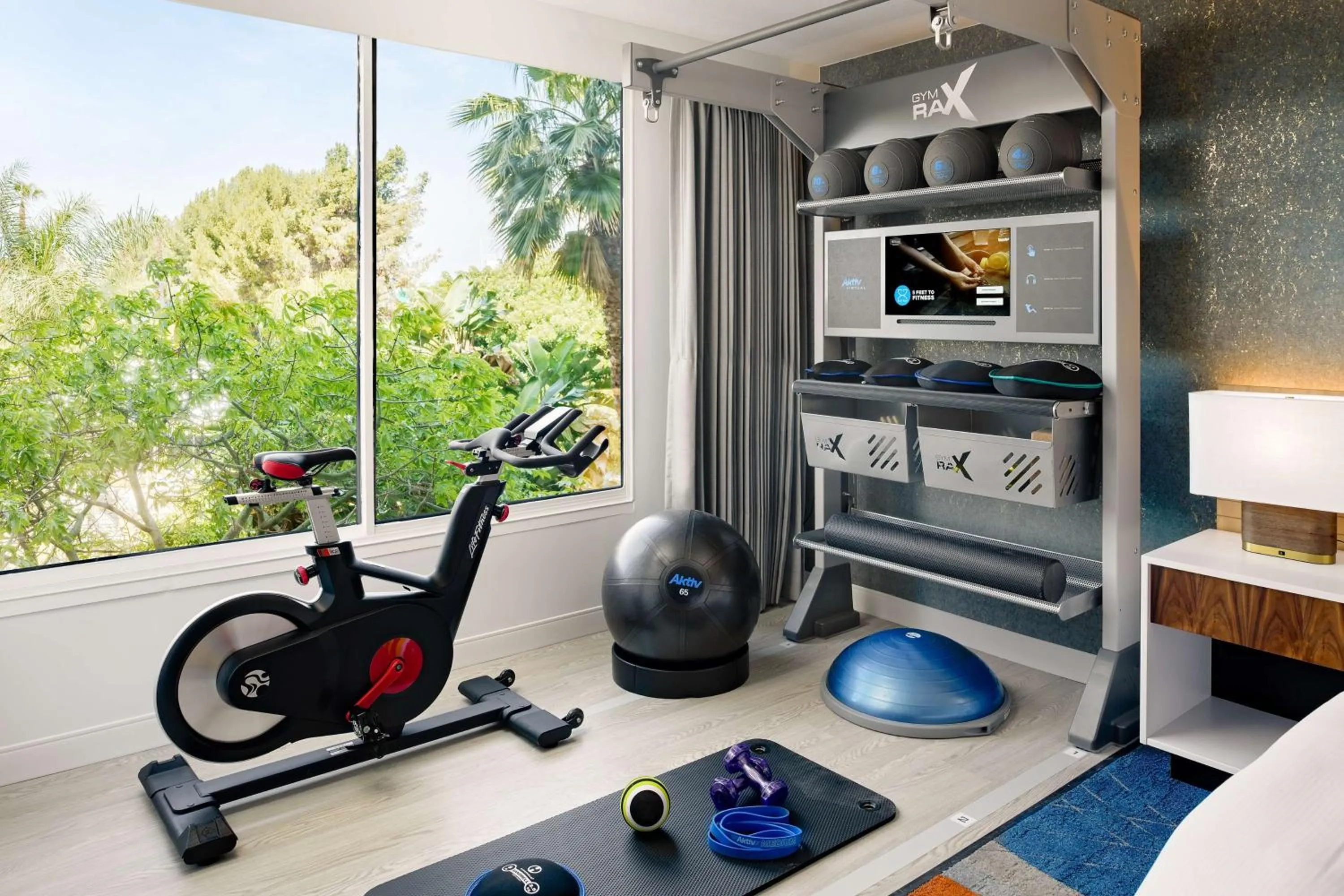 Bedroom in Hilton Los Angeles-Culver City, CA