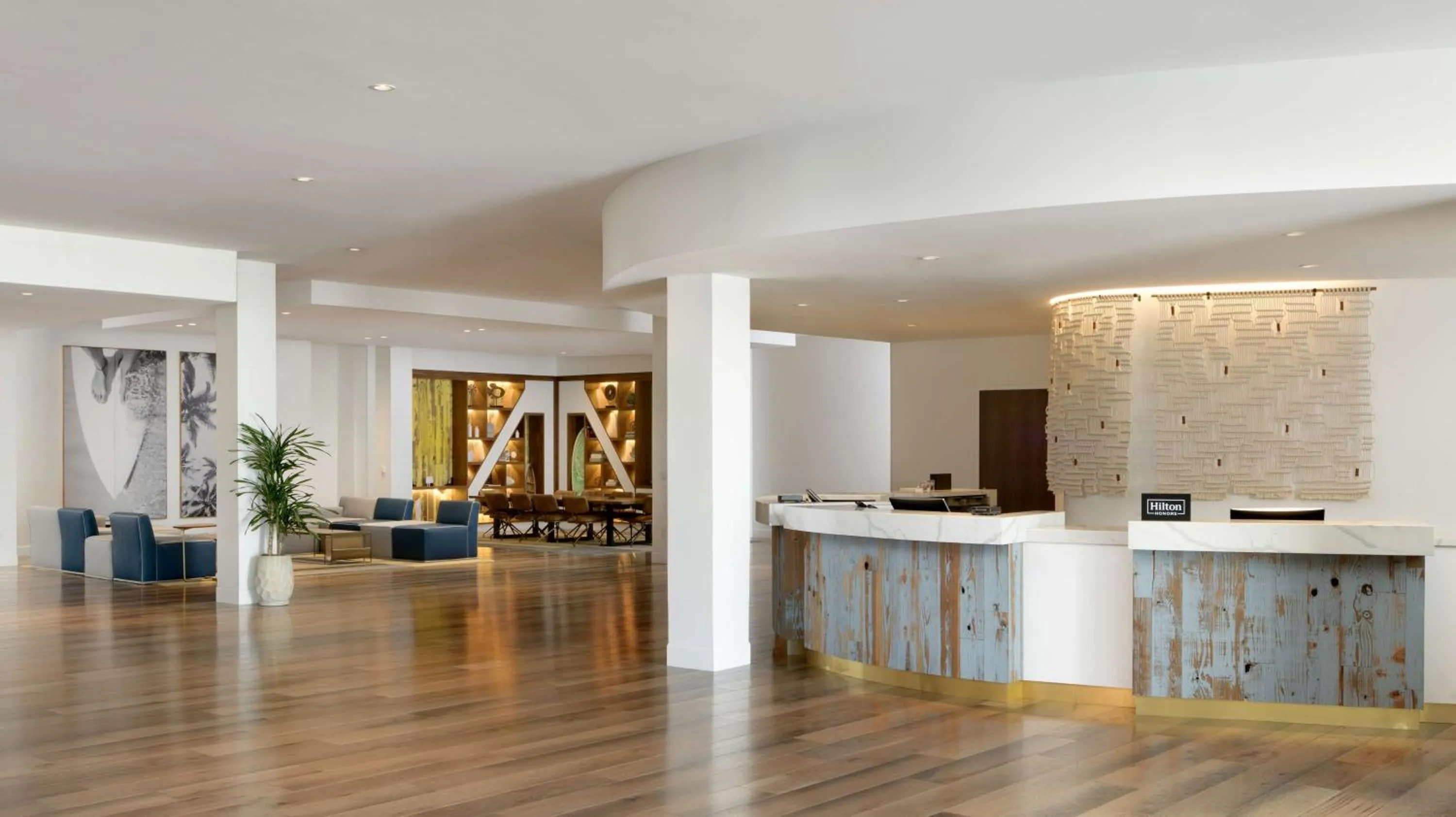 Lobby or reception in Hilton Los Angeles-Culver City, CA