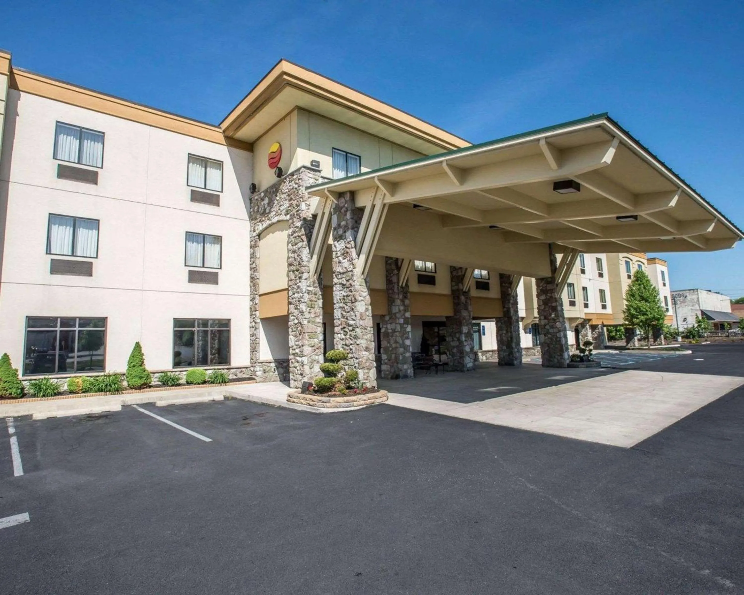 Property building in Comfort Inn Williamsport