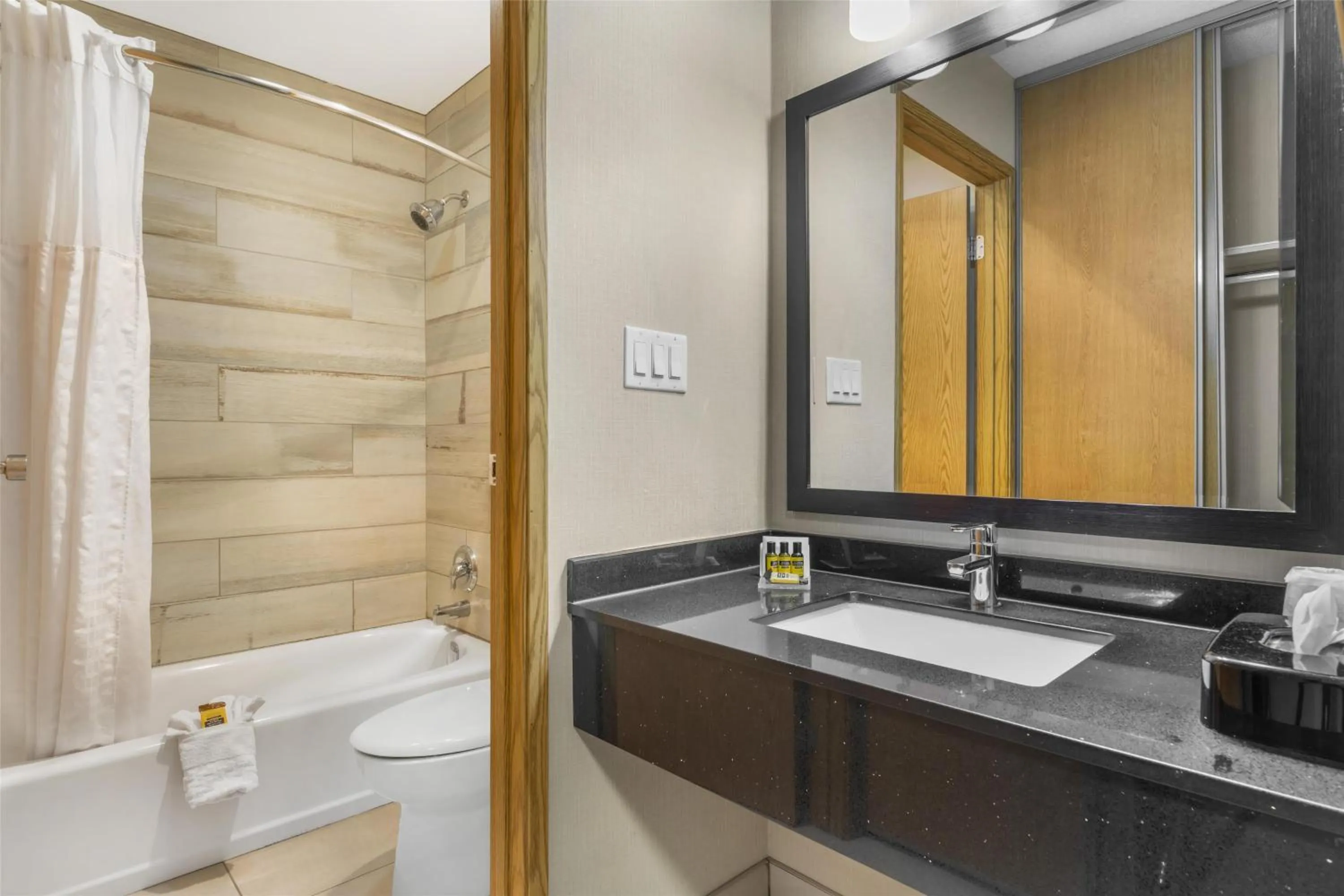 Bathroom in Best Western Plus Country Meadows Inn