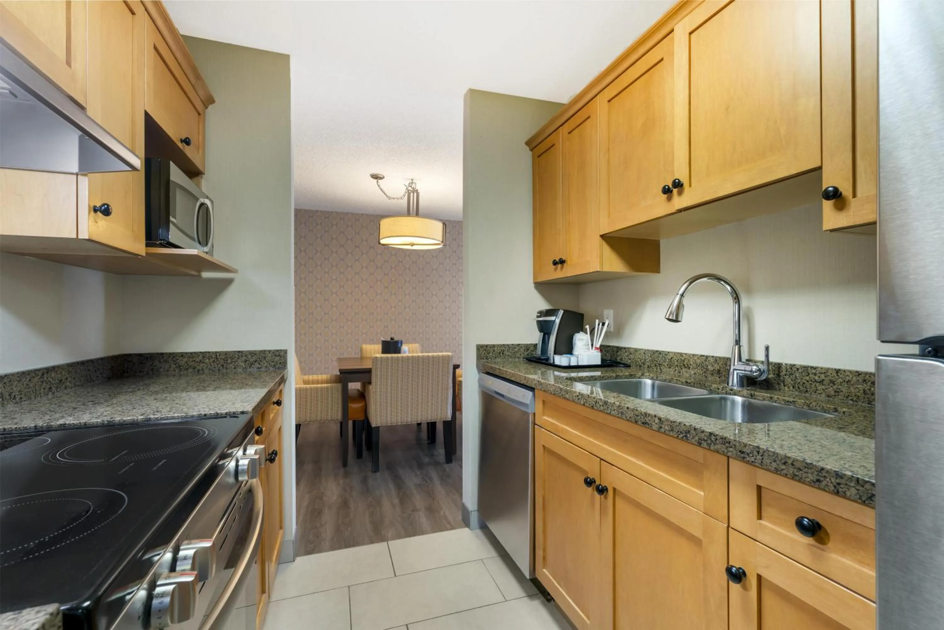 Bedroom in Best Western Plus Country Meadows Inn