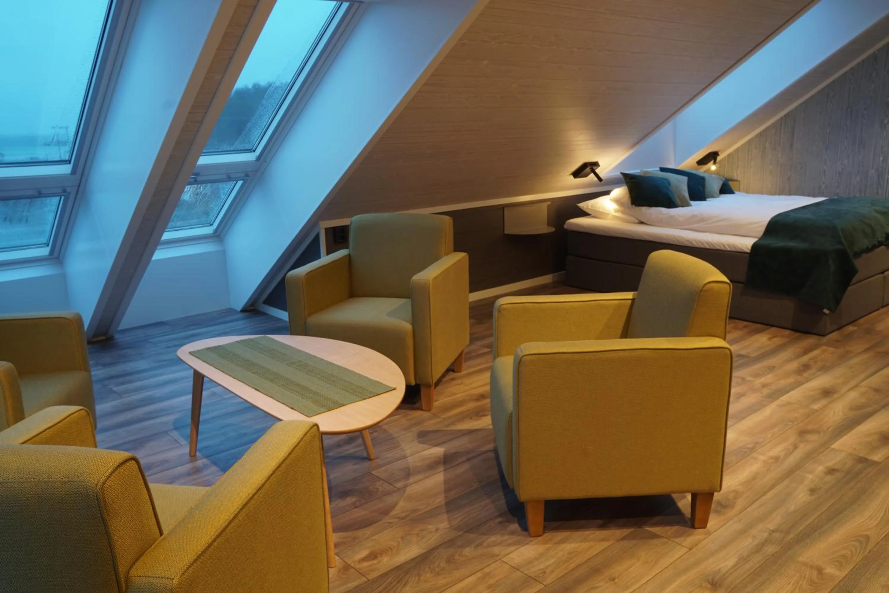 Photo of the whole room, Bed in Senja Fjordhotell and Apartments