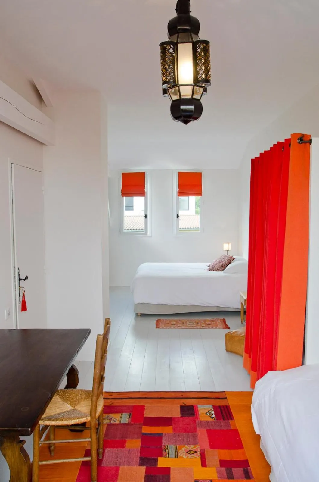 Photo of the whole room, Bed in La Ferrade Chambres d'Hôtes B&B