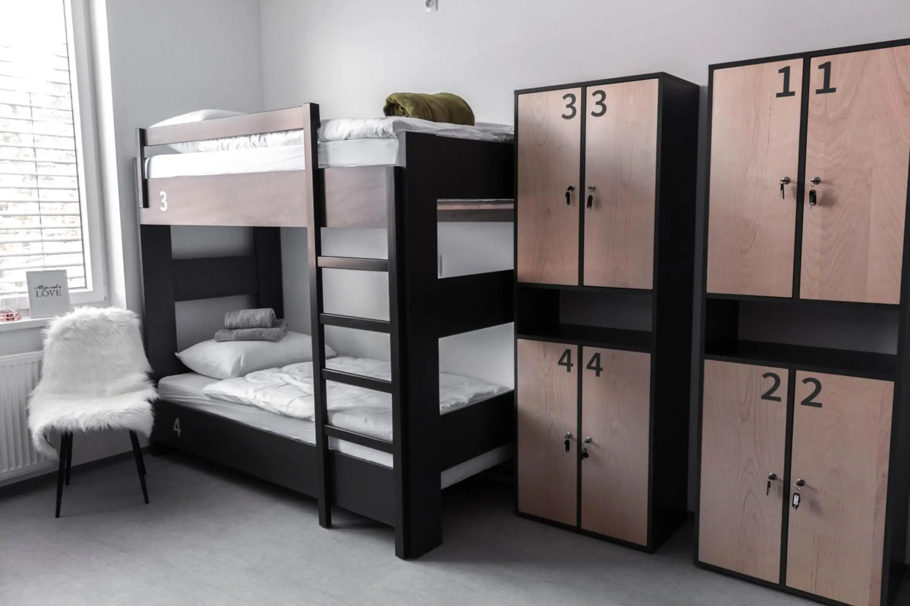 Single Bed in 6-Bed Dormitory Room in MS Sparrow Hostel Single Bed in 6-Bed Dormitory Room in MS Sparrow Hostel