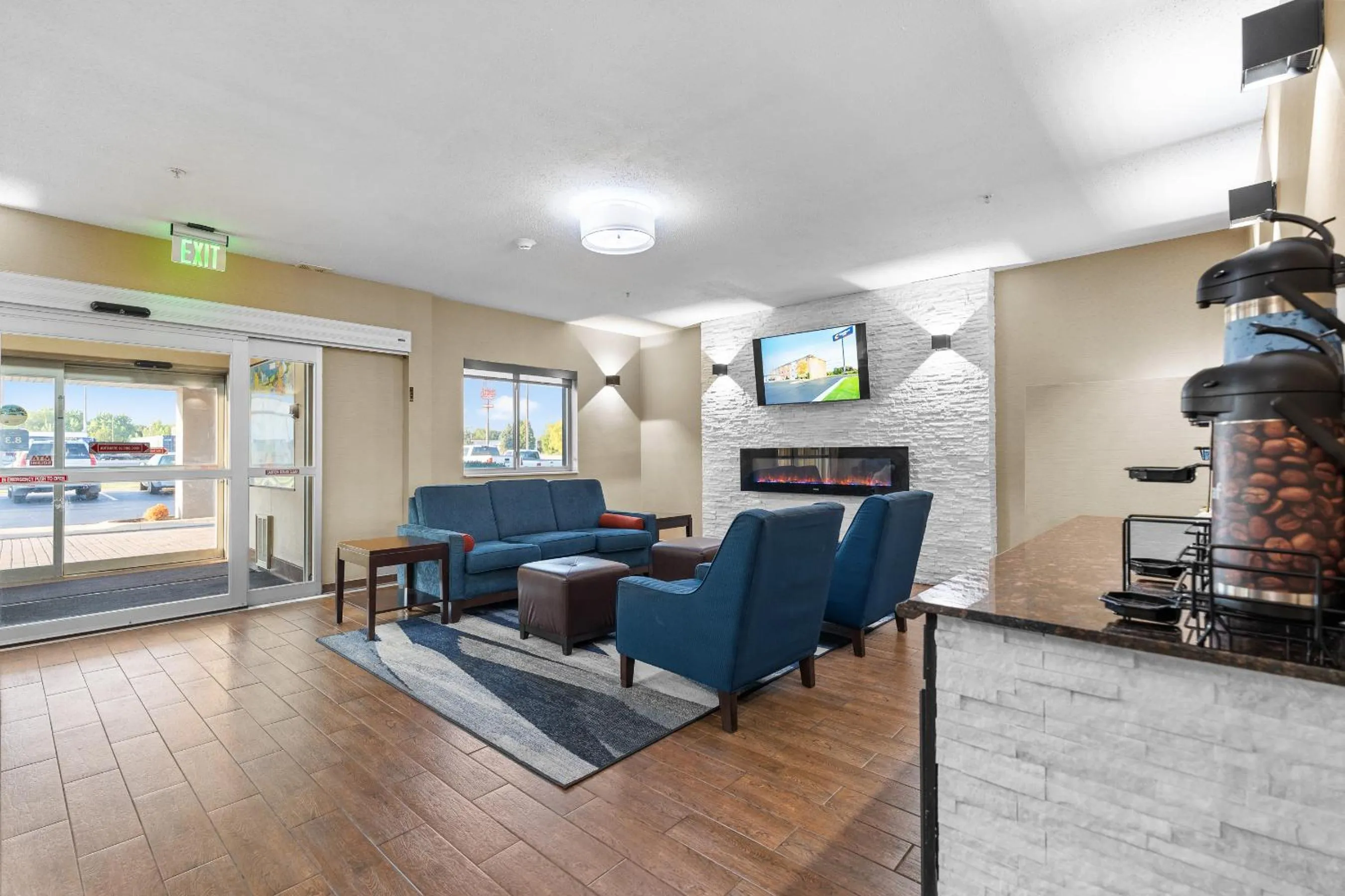 Lobby or reception in Comfort Inn Hobart-Merrillville I-65