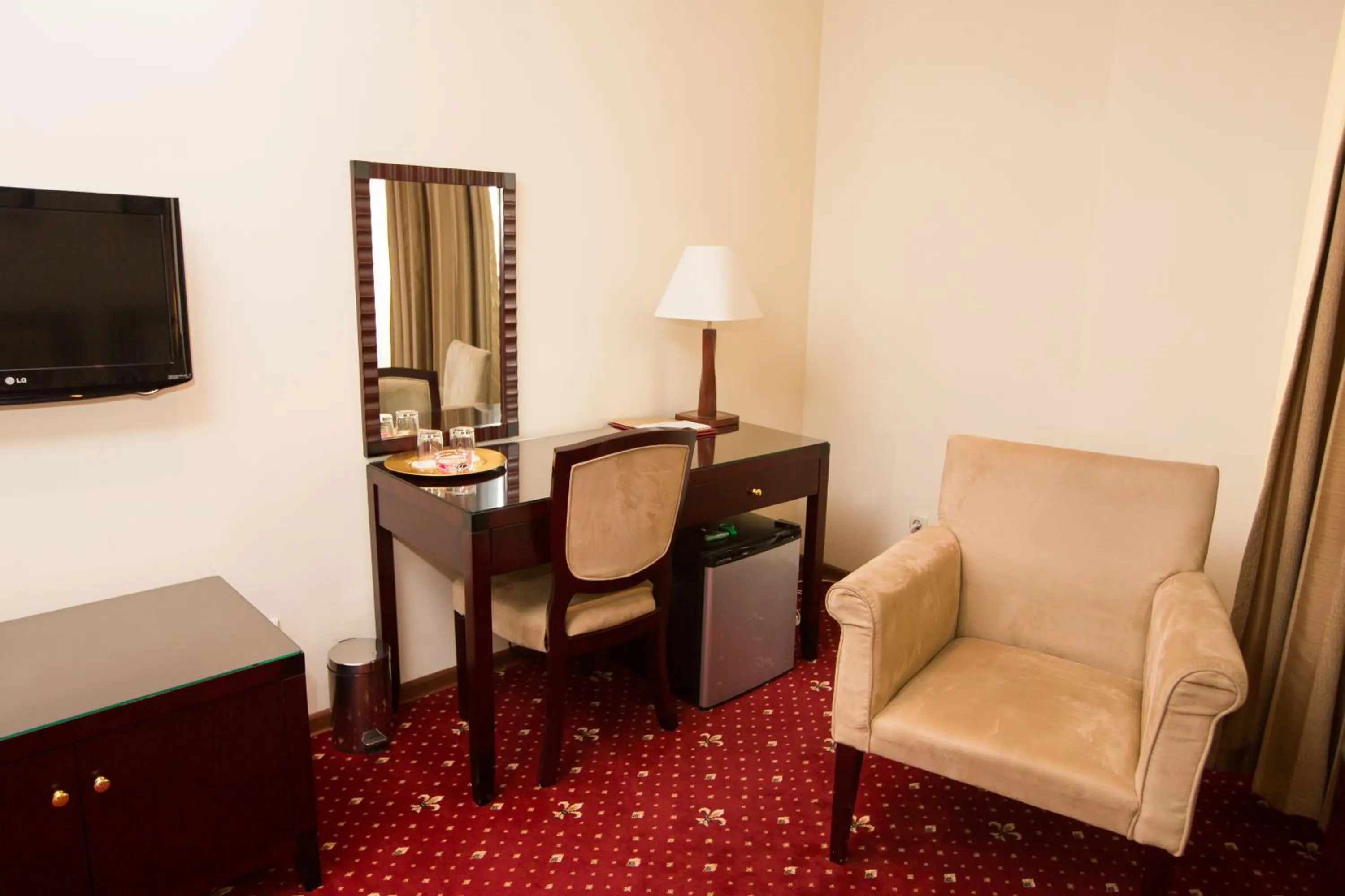 TV and multimedia in Jumbo Hotel