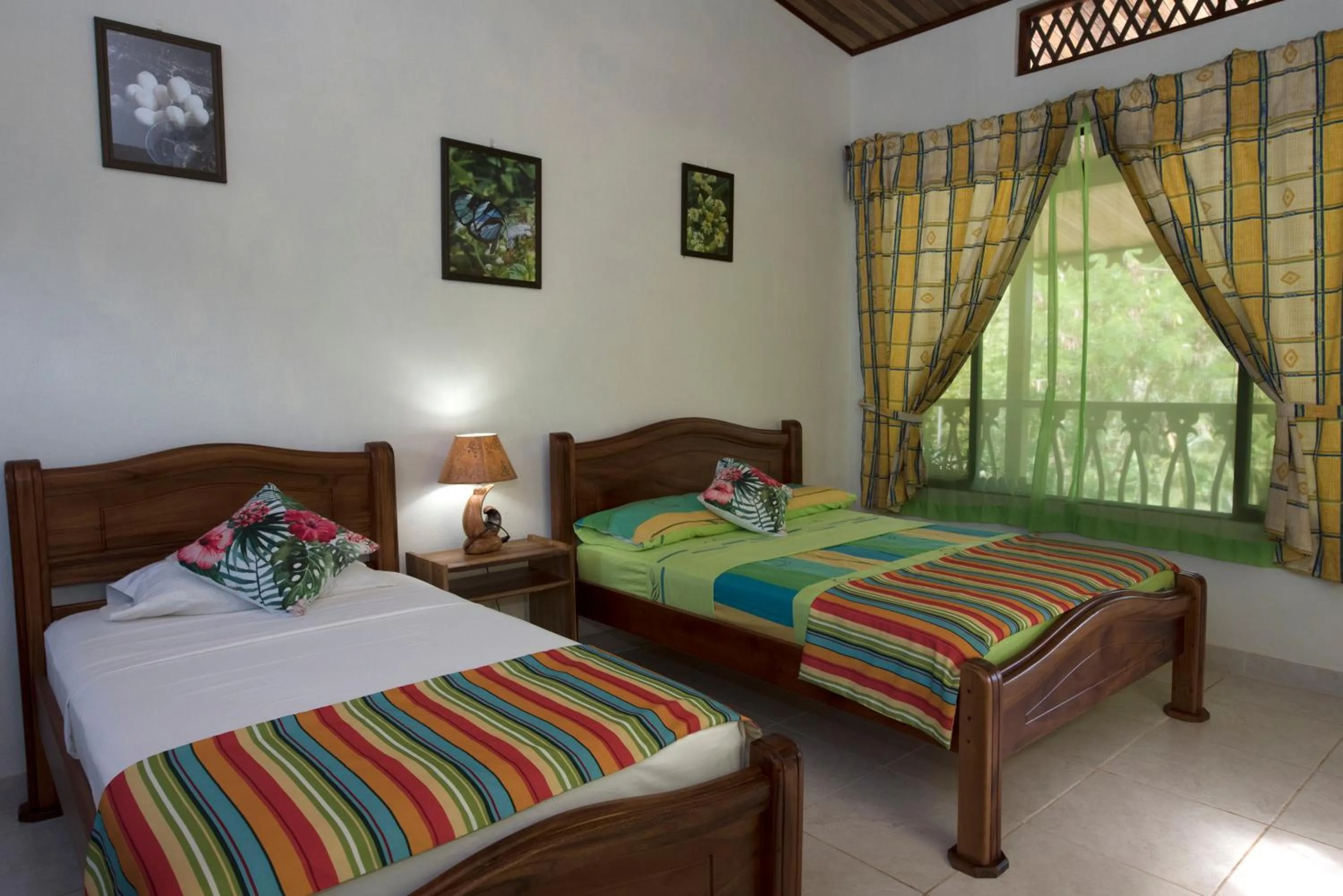 Comfort Triple Room with Shower - single occupancy in Hotel Sunshine Caribe